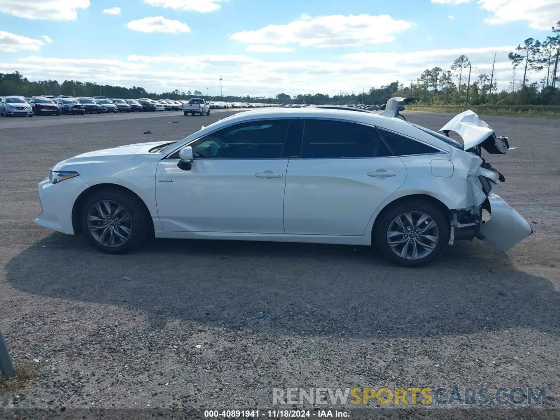 15 fotografías del automóvil dañado 4T1B21FB2KU008609 TOYOTA AVALON HYBRID 2019