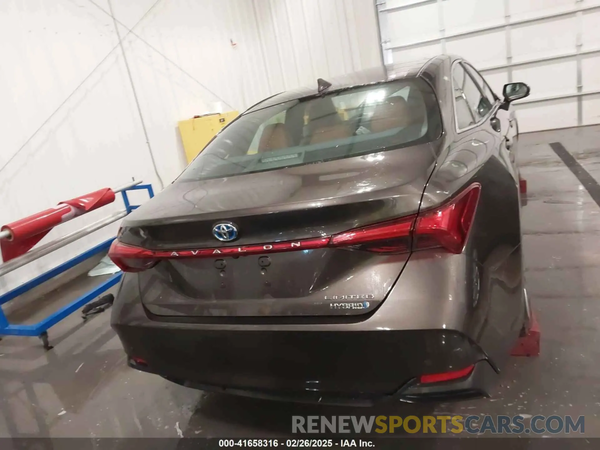 16 fotografías del automóvil dañado 4T1B21FB3KU007114 TOYOTA AVALON HYBRID 2019