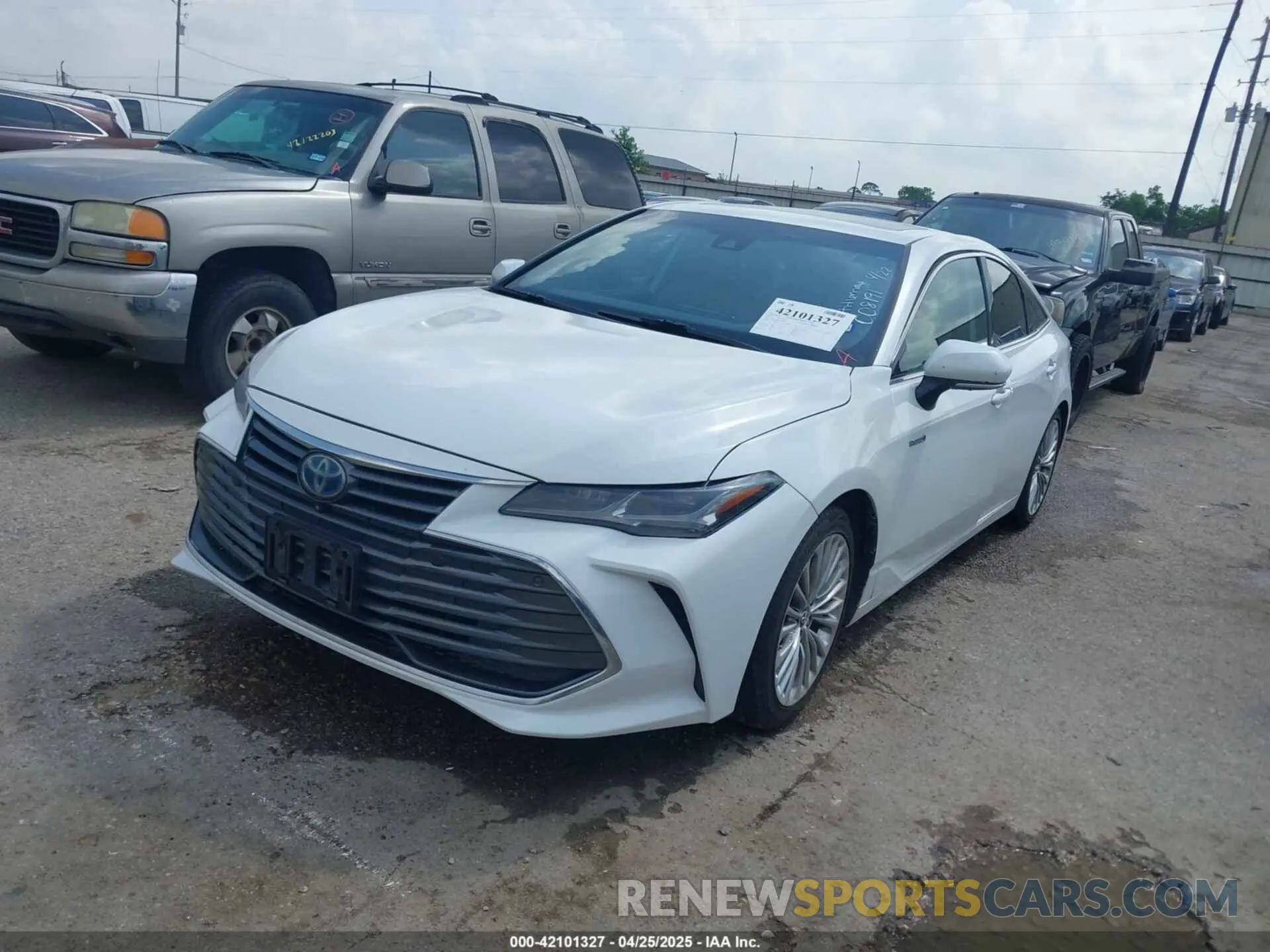2 fotografías del automóvil dañado 4T1B21FB4KU008191 TOYOTA AVALON HYBRID 2019