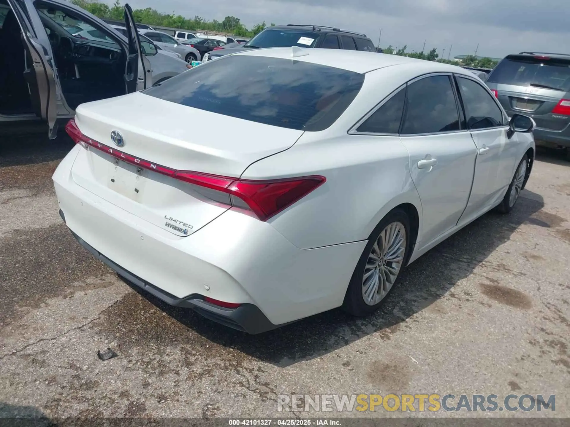 4 fotografías del automóvil dañado 4T1B21FB4KU008191 TOYOTA AVALON HYBRID 2019