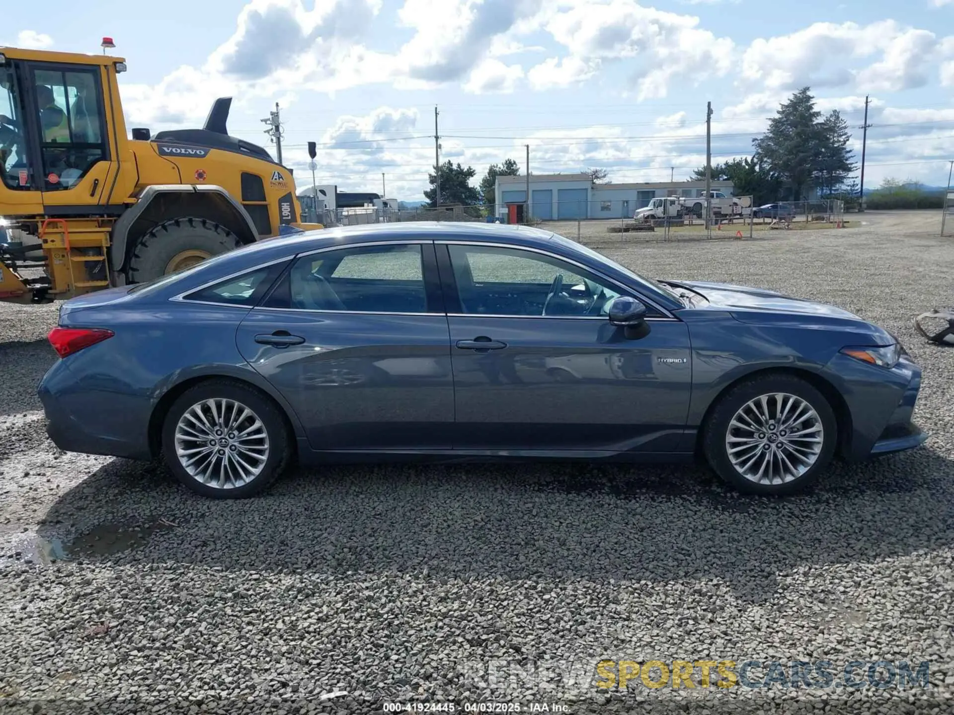 14 fotografías del automóvil dañado 4T1B21FB8KU004726 TOYOTA AVALON HYBRID 2019