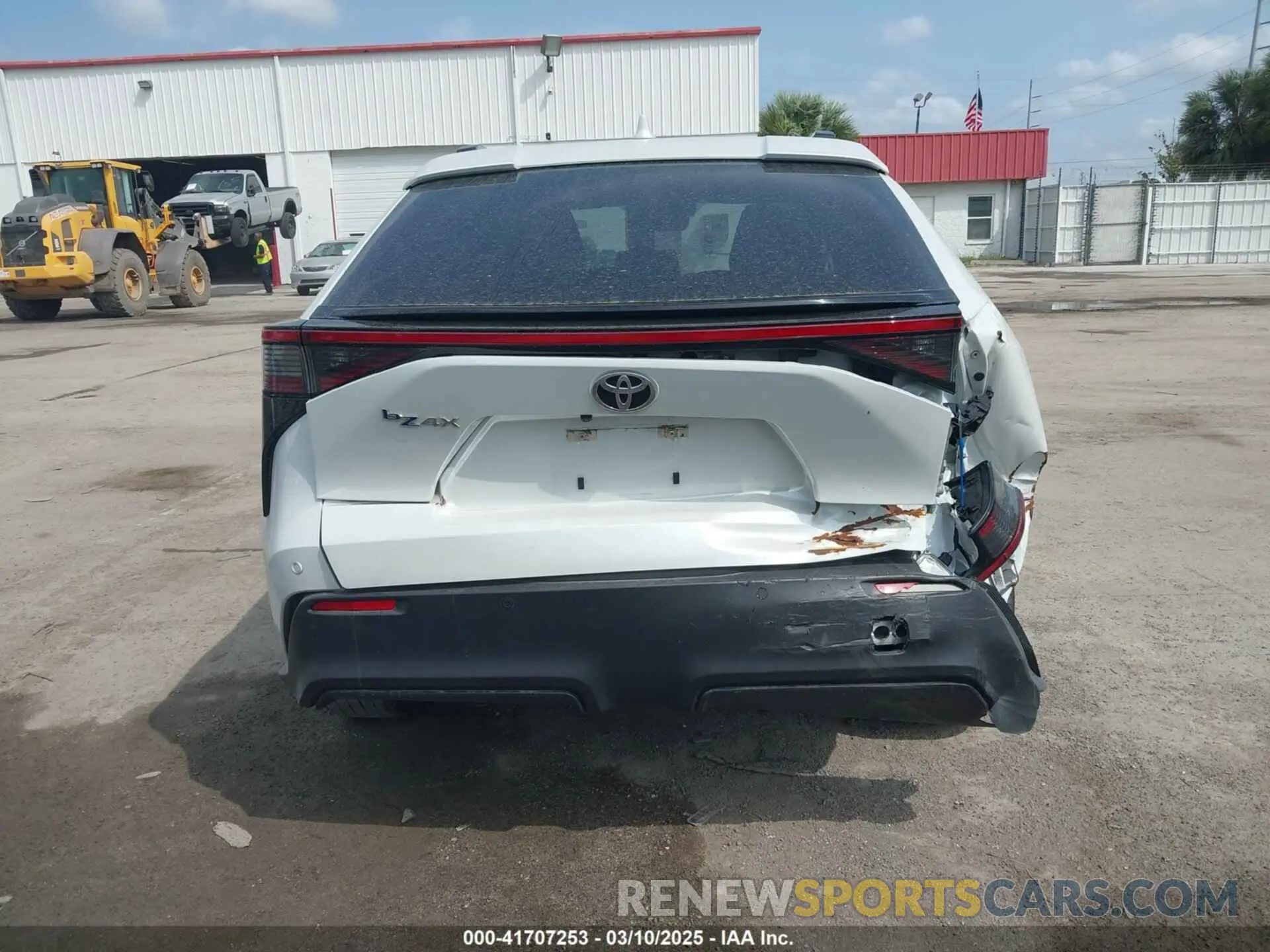 16 fotografías del automóvil dañado JTMAAAAA0PA020218 TOYOTA BZ4X 2023