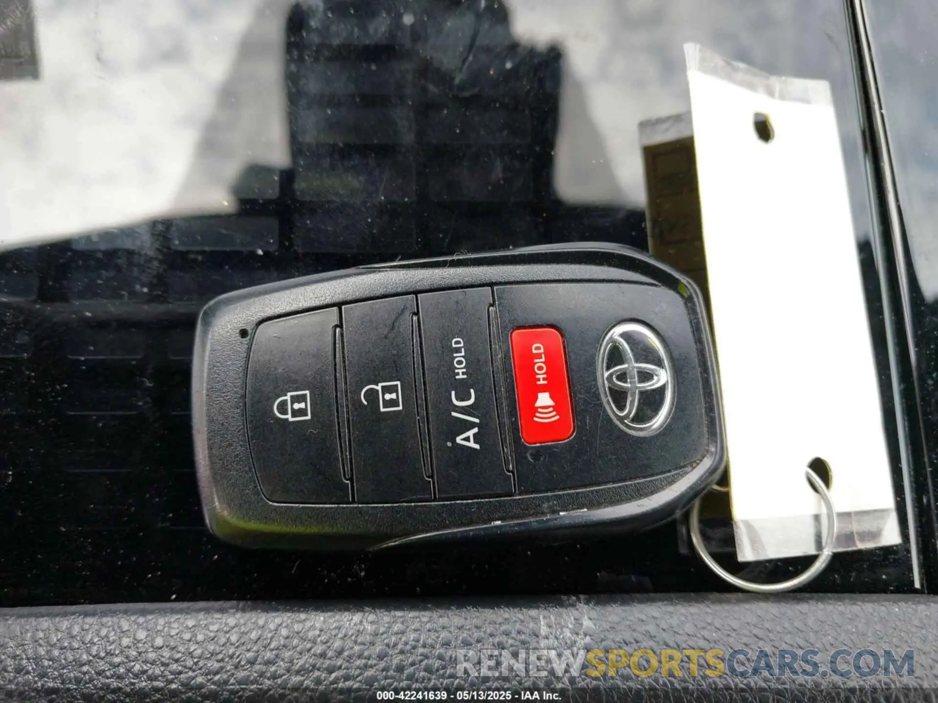 9 fotografías del automóvil dañado JTMAAAAA1PA011835 TOYOTA BZ4X 2023