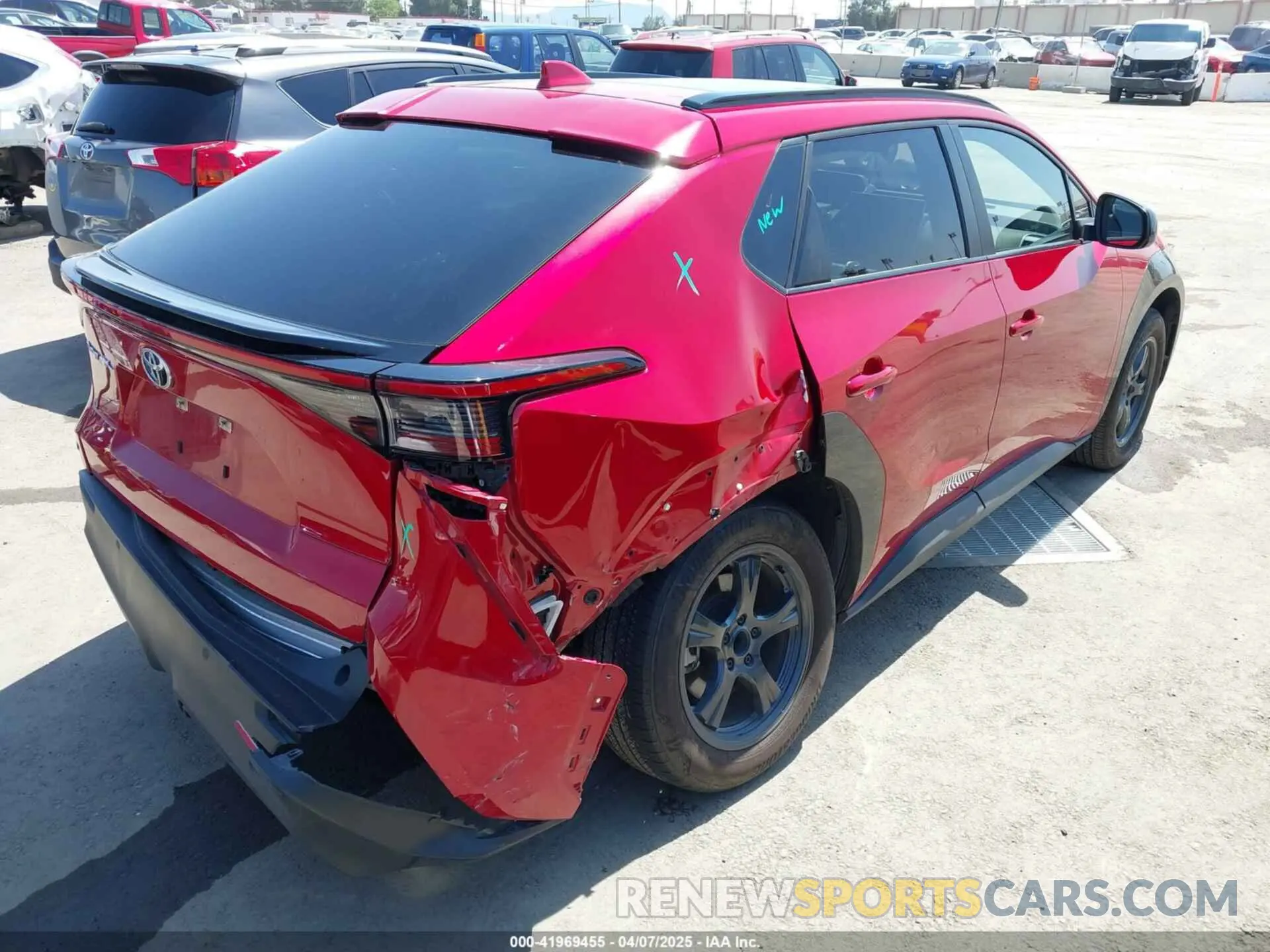 4 fotografías del automóvil dañado JTMAAAAA6PA000832 TOYOTA BZ4X 2023