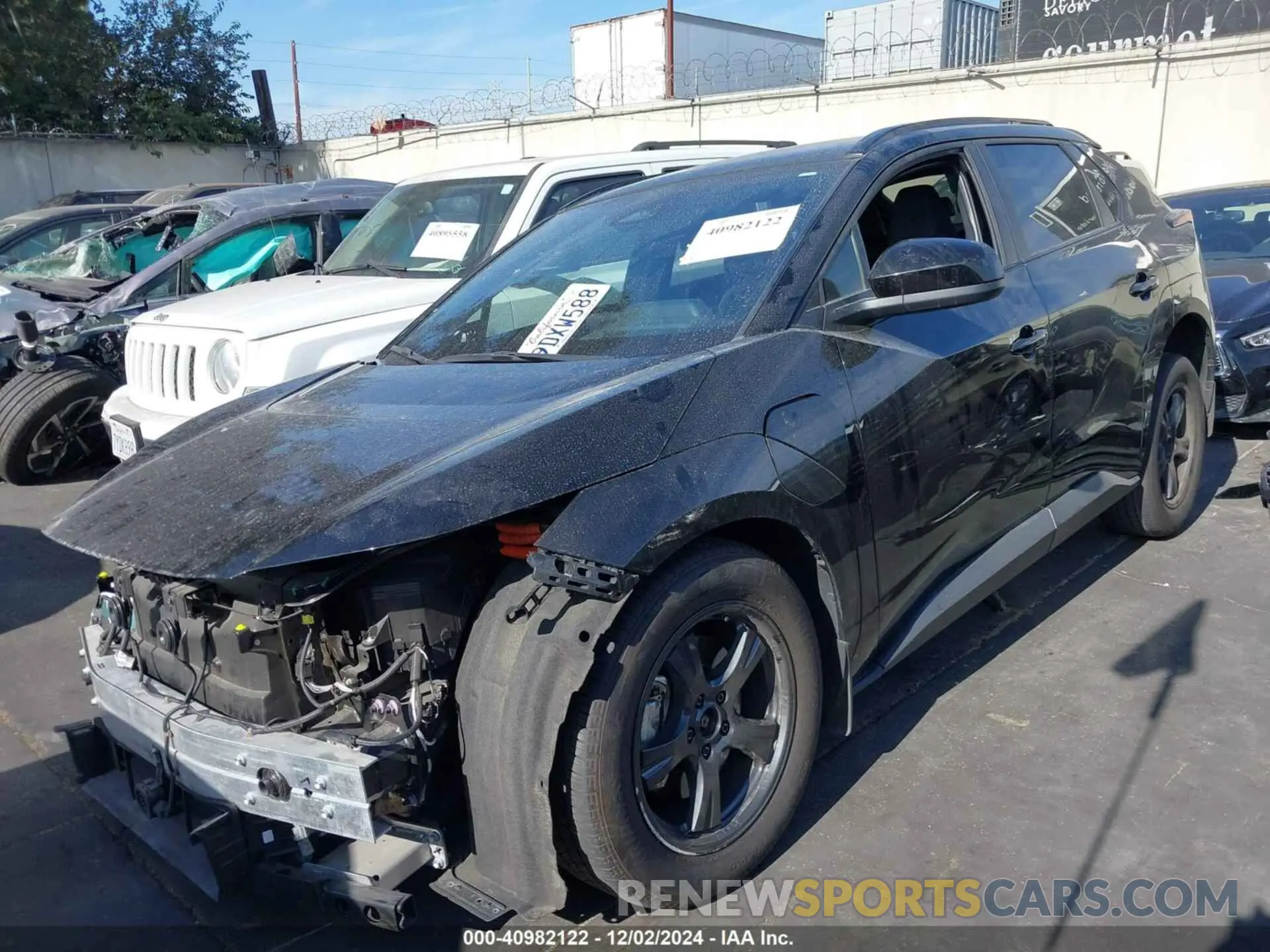 2 fotografías del automóvil dañado JTMAAAAA7PA001262 TOYOTA BZ4X 2023