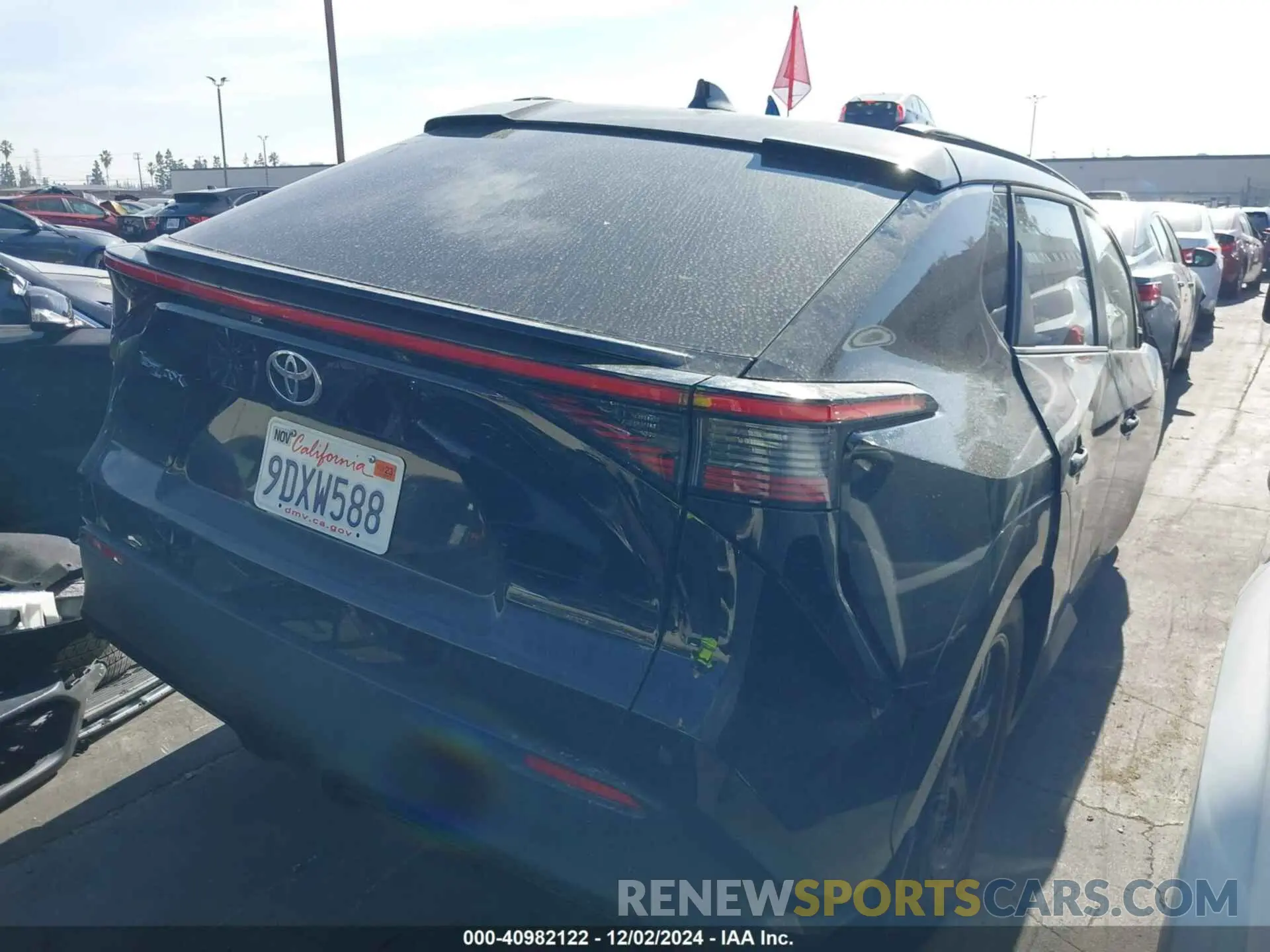 4 fotografías del automóvil dañado JTMAAAAA7PA001262 TOYOTA BZ4X 2023