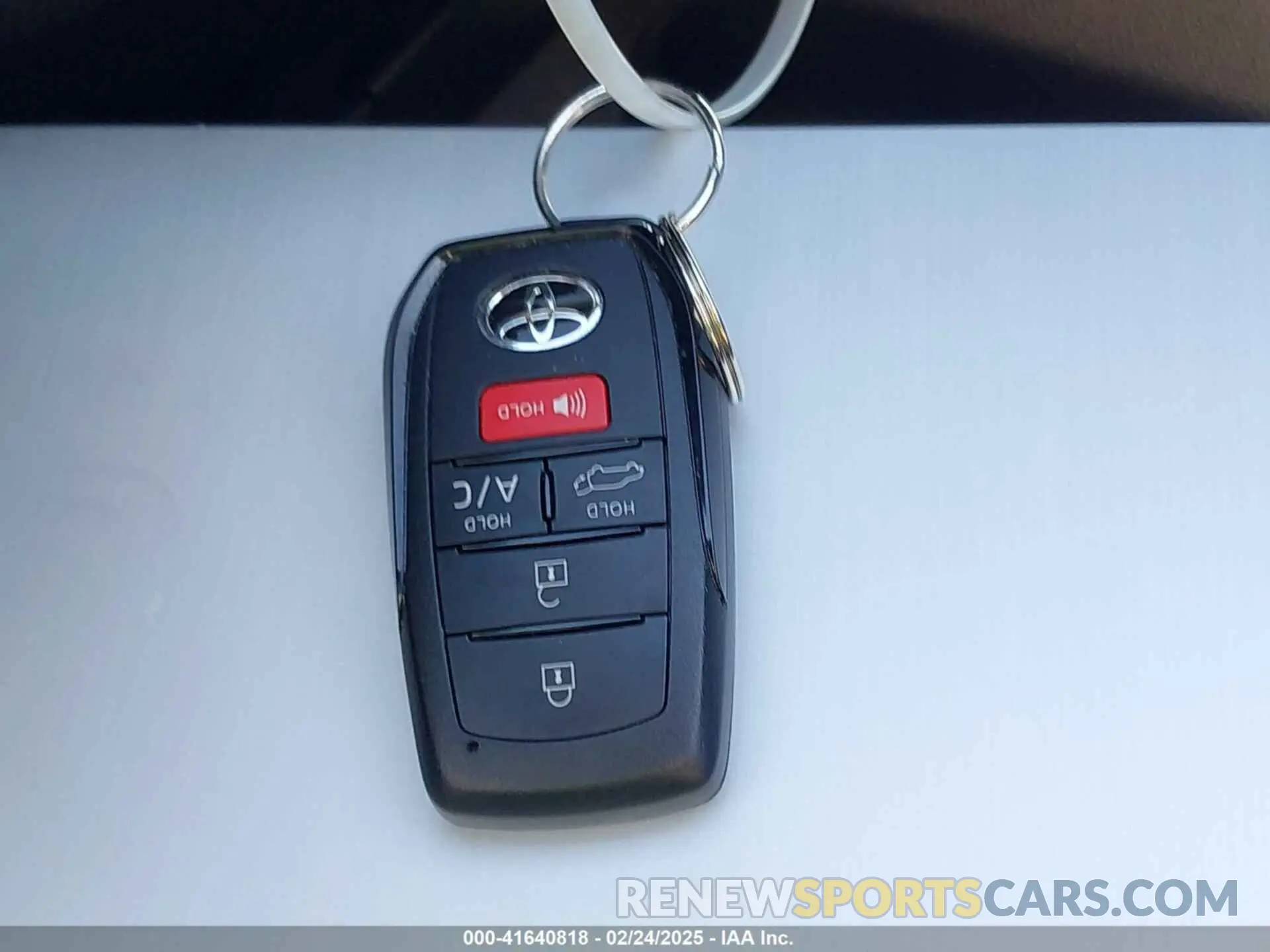 11 fotografías del automóvil dañado JTMAAAAA8PA027241 TOYOTA BZ4X 2023