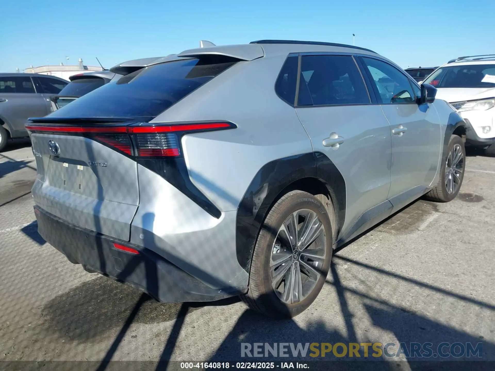 4 fotografías del automóvil dañado JTMAAAAA8PA027241 TOYOTA BZ4X 2023