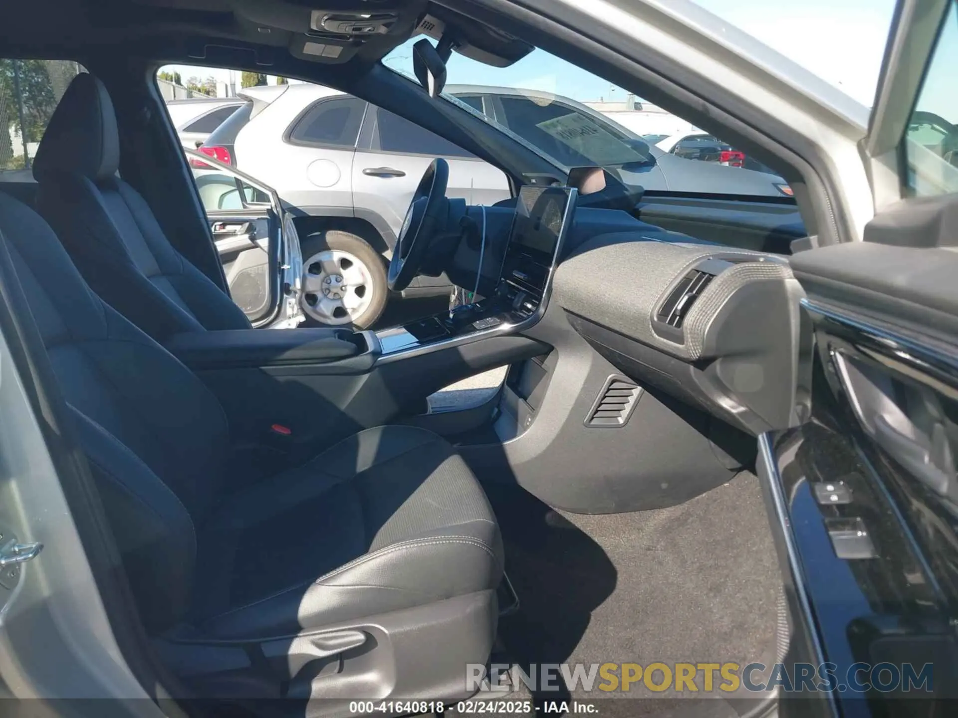 5 fotografías del automóvil dañado JTMAAAAA8PA027241 TOYOTA BZ4X 2023