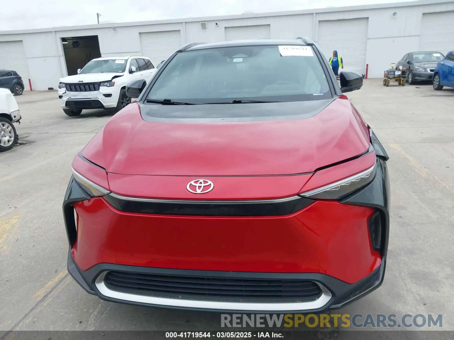 12 fotografías del automóvil dañado JTMAAAAAXPA011607 TOYOTA BZ4X 2023