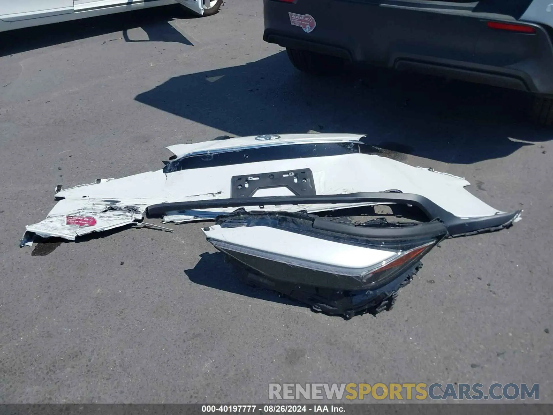 12 fotografías del automóvil dañado JTMABACA0PA014400 TOYOTA BZ4X 2023