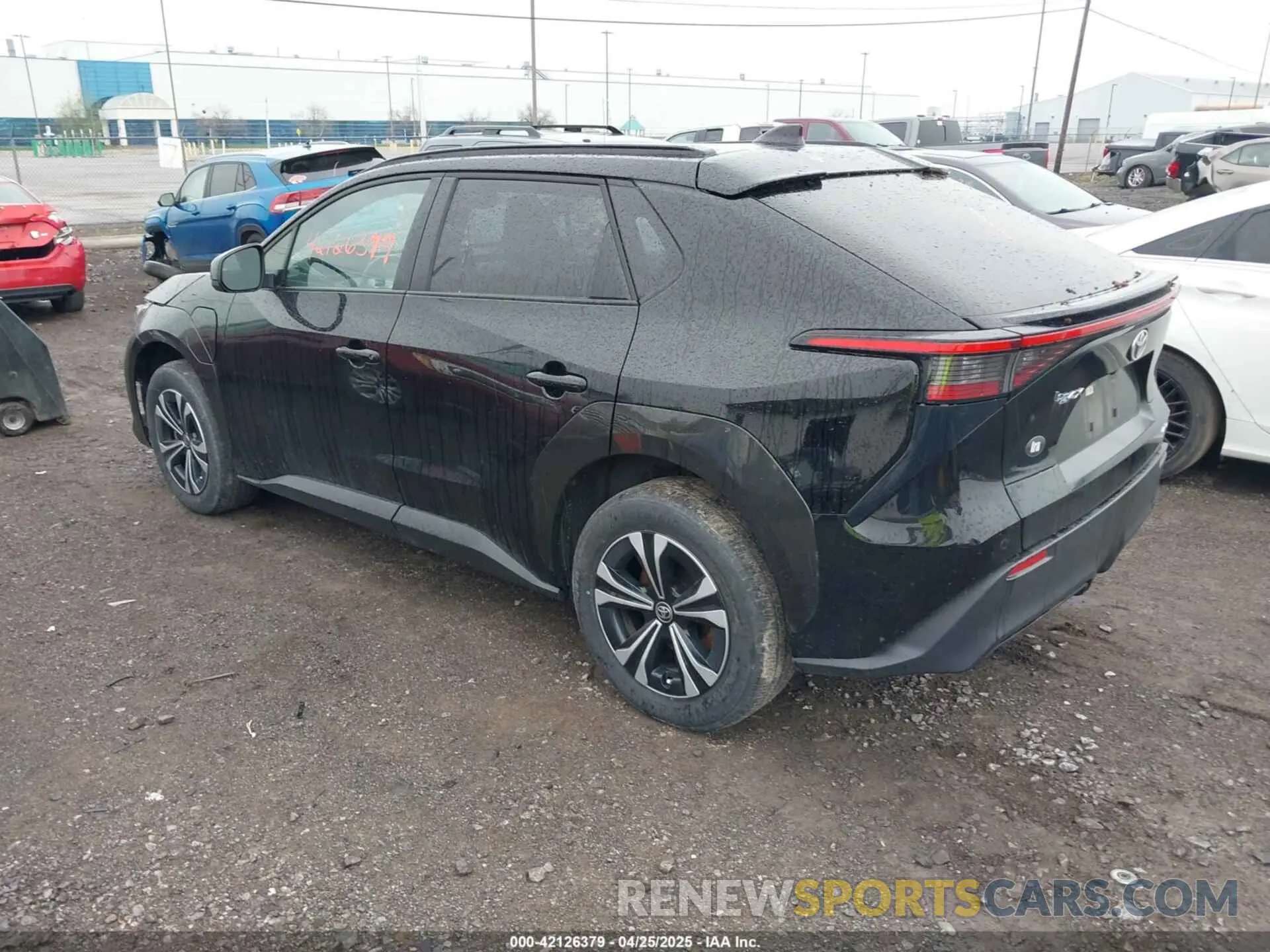 3 fotografías del automóvil dañado JTMABACA2PA023521 TOYOTA BZ4X 2023
