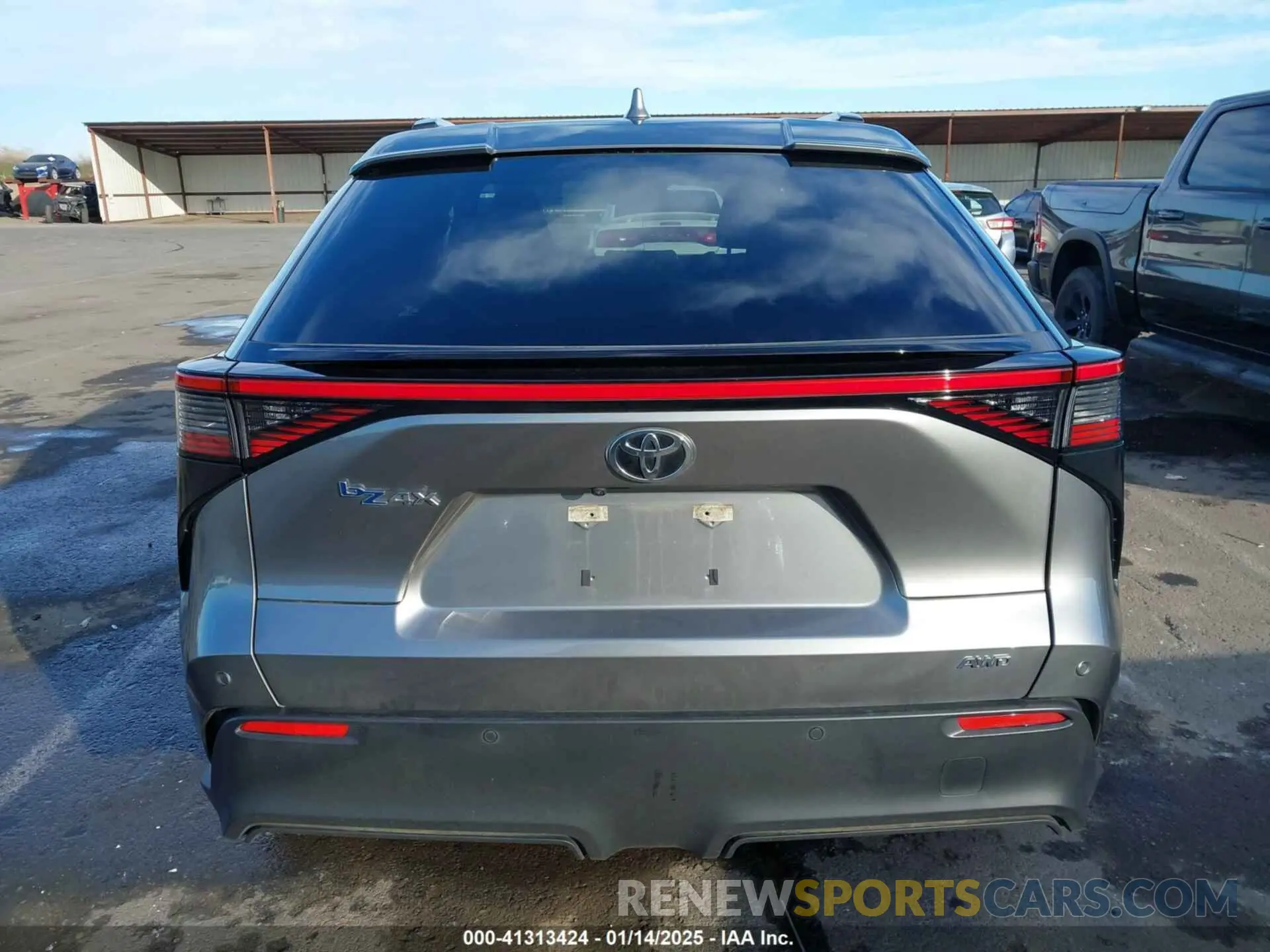 17 fotografías del automóvil dañado JTMABACA6PA028978 TOYOTA BZ4X 2023