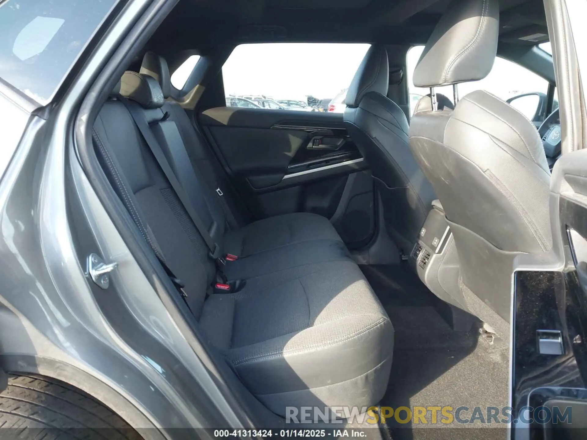 8 fotografías del automóvil dañado JTMABACA6PA028978 TOYOTA BZ4X 2023