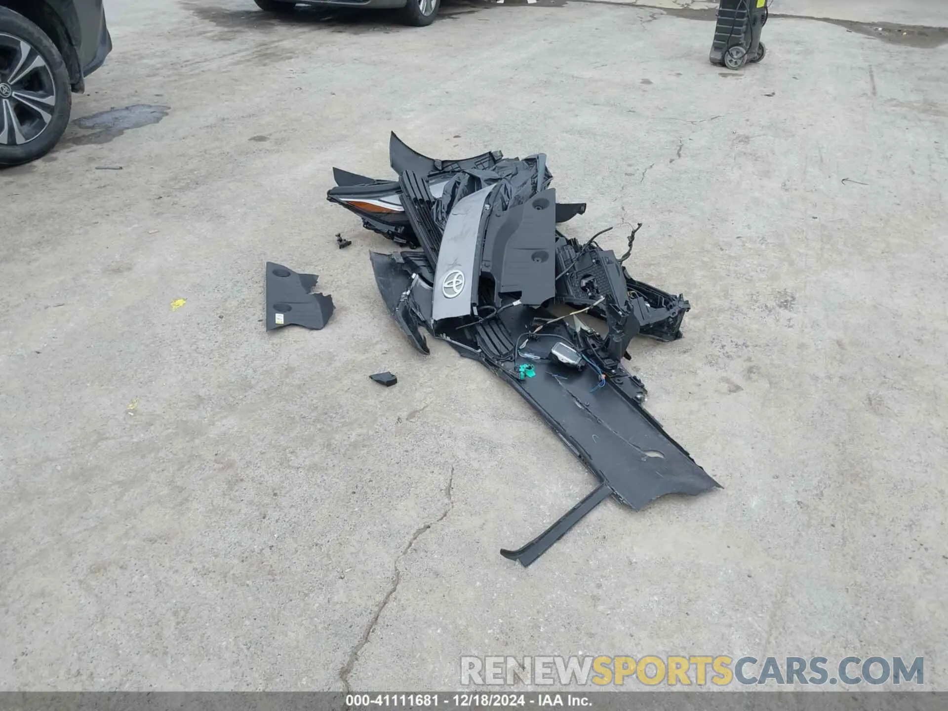 10 fotografías del automóvil dañado JTMABACA8PA016623 TOYOTA BZ4X 2023