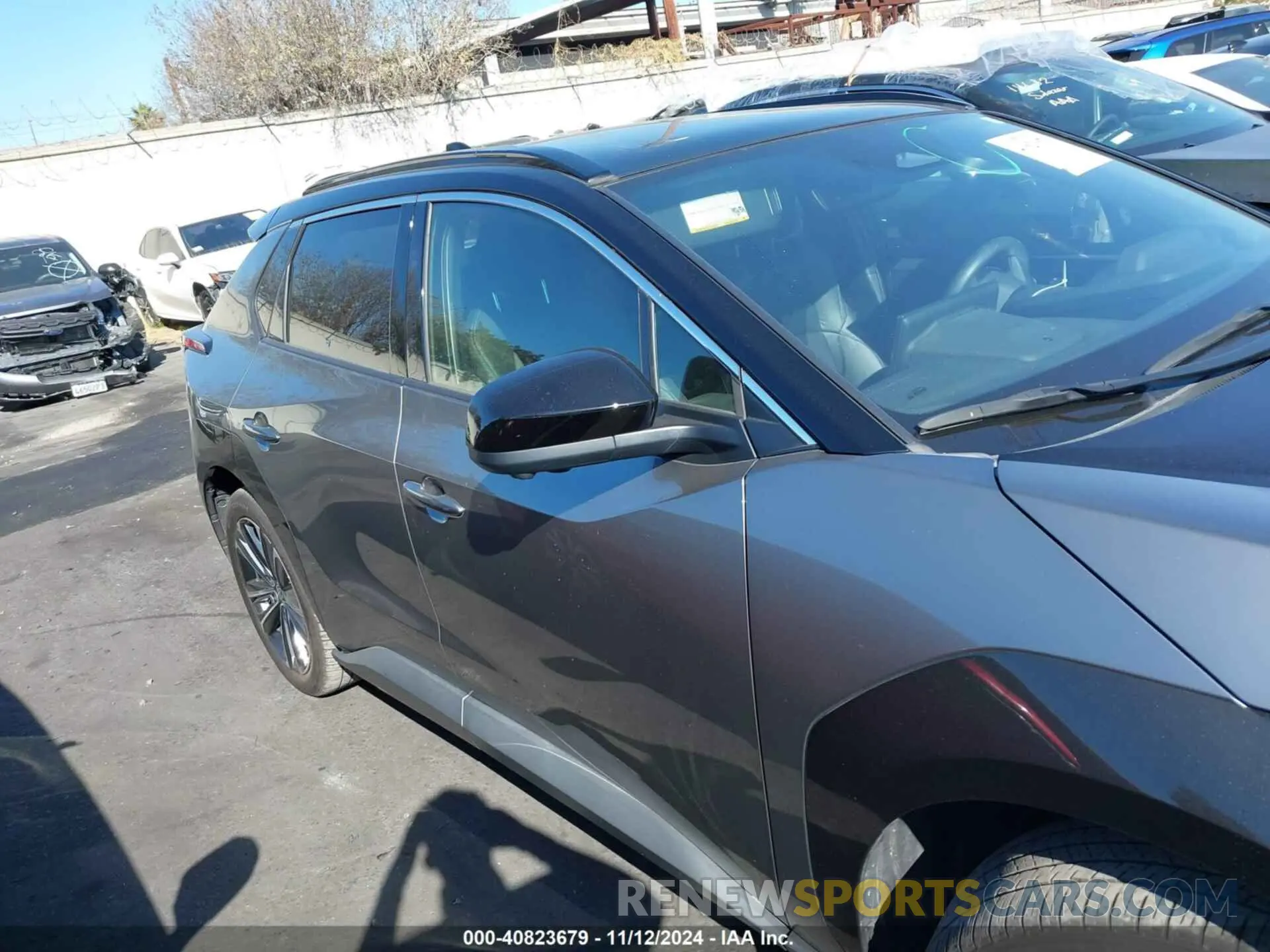 14 fotografías del automóvil dañado JTMABACA9PA025119 TOYOTA BZ4X 2023