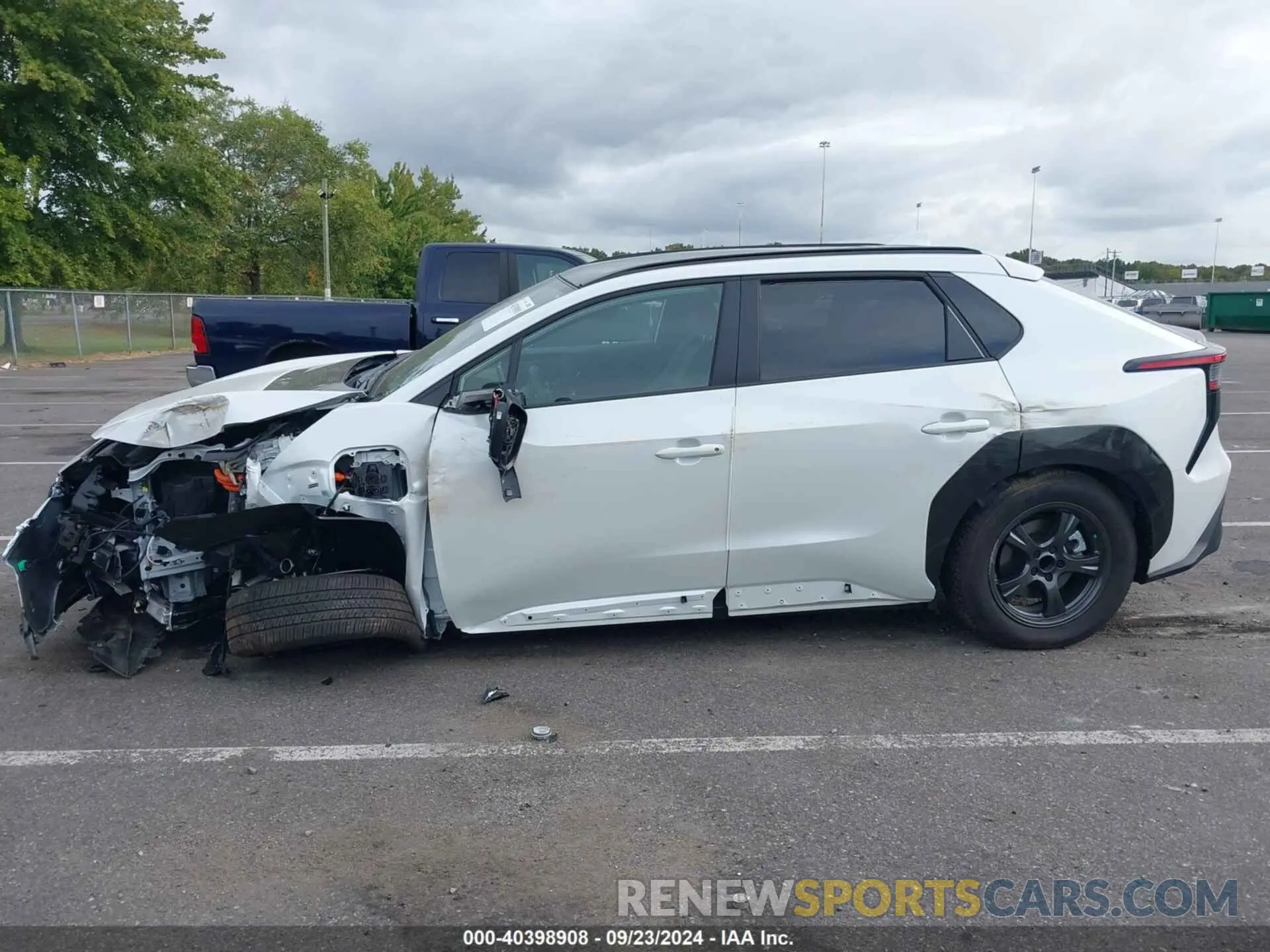 14 fotografías del automóvil dañado JTMAAAAA3RA034598 TOYOTA BZ4X 2024