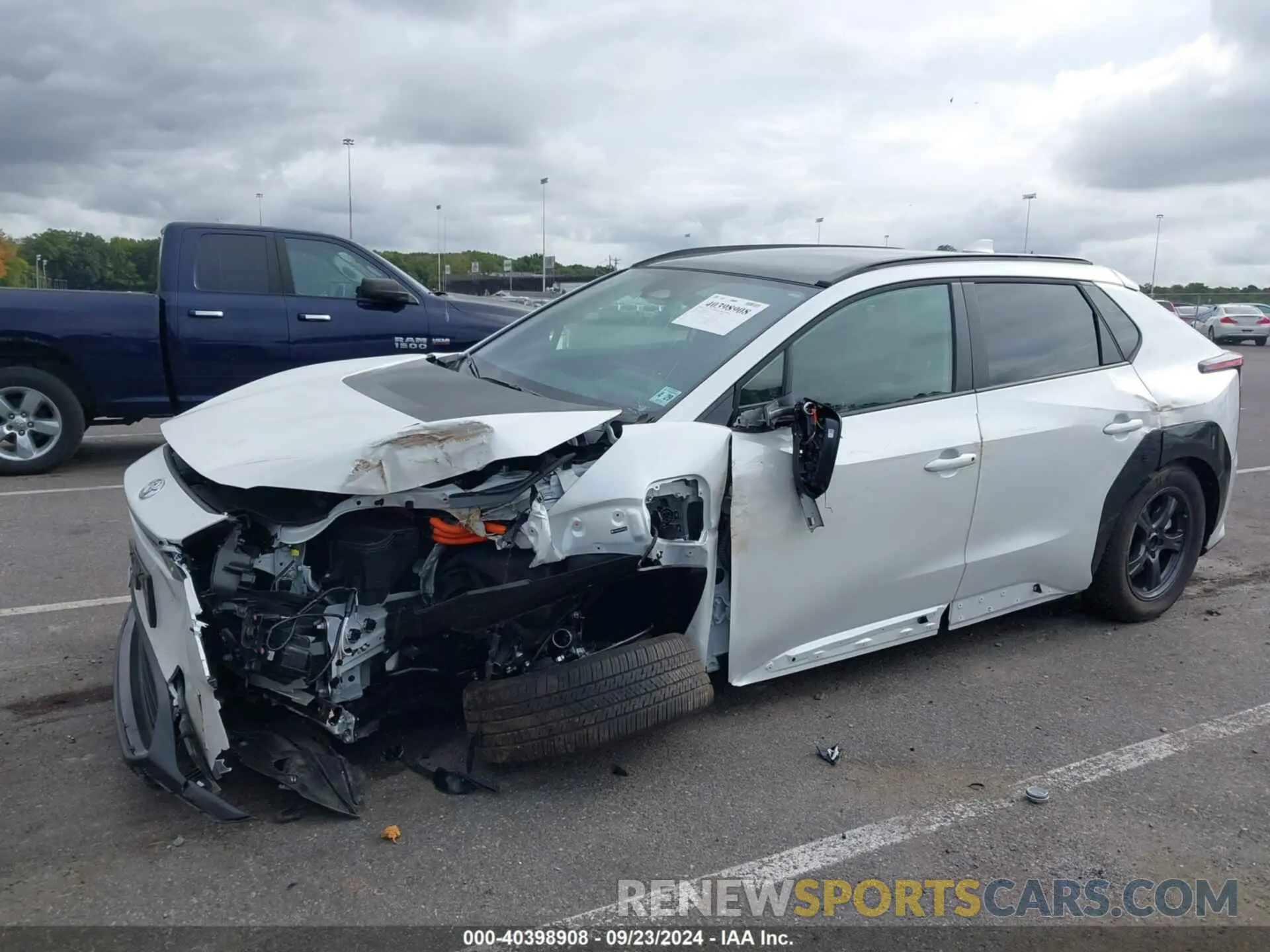 6 fotografías del automóvil dañado JTMAAAAA3RA034598 TOYOTA BZ4X 2024