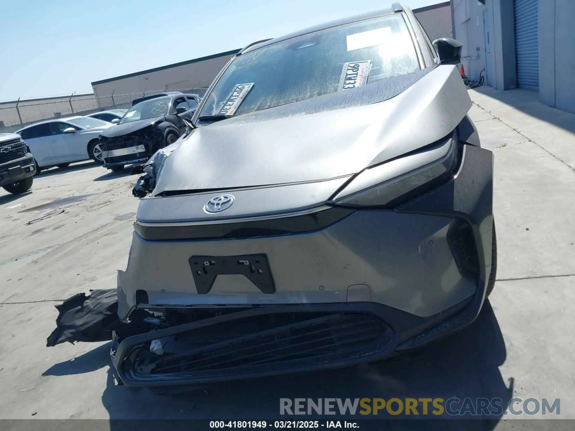 16 fotografías del automóvil dañado JTMAAAAA4RA042628 TOYOTA BZ4X 2024
