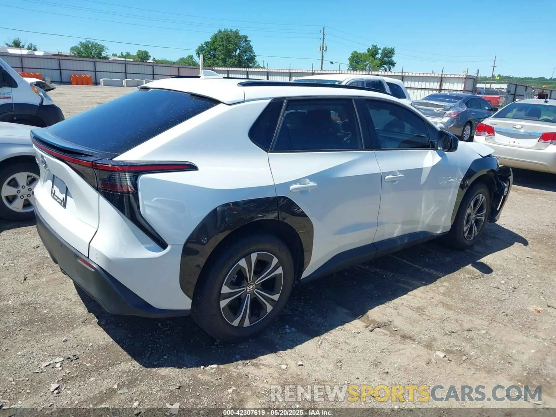 4 fotografías del automóvil dañado JTMAAAAA8RA033561 TOYOTA BZ4X 2024