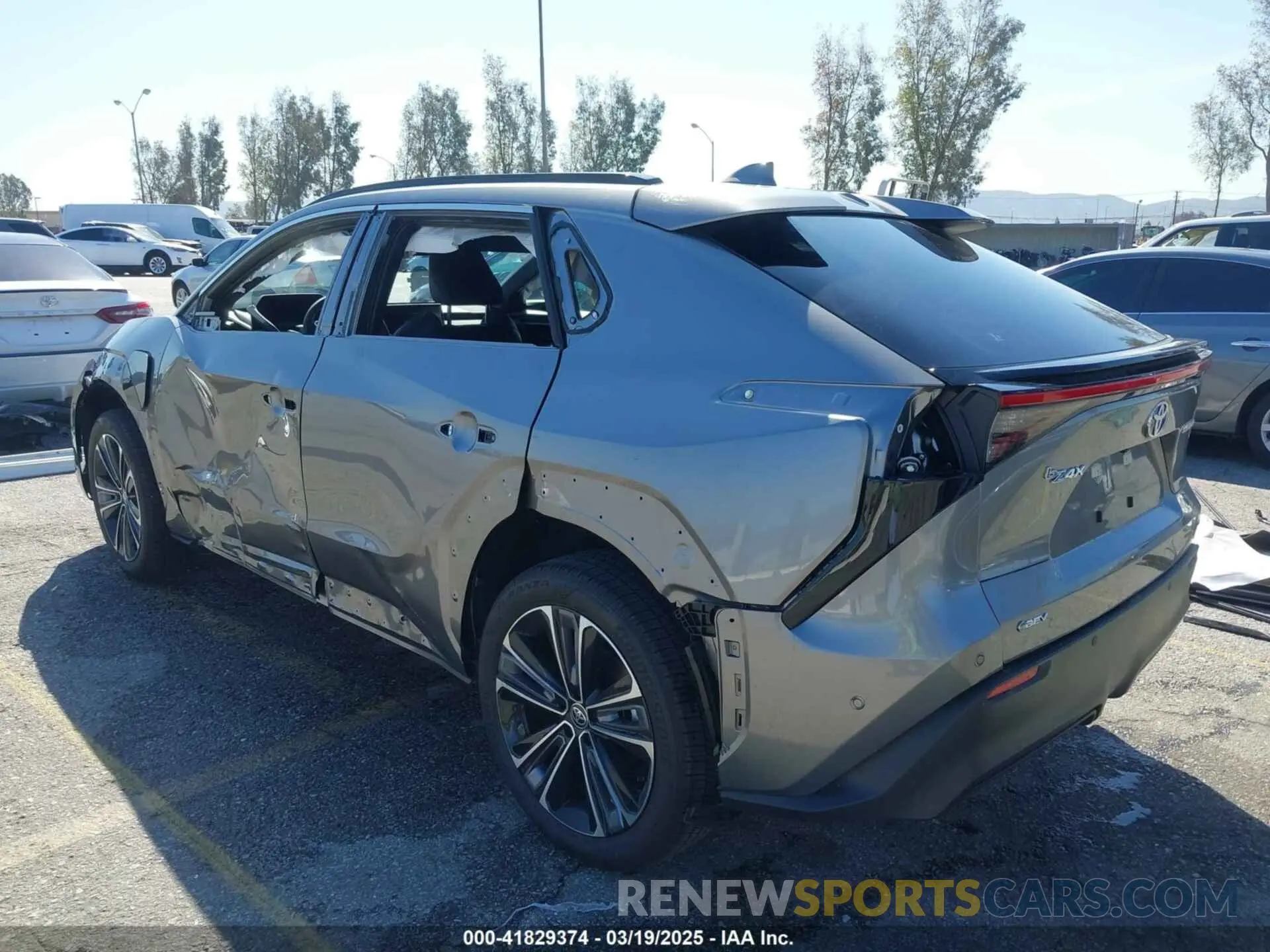 3 fotografías del automóvil dañado JTMAAAAA8RA051574 TOYOTA BZ4X 2024