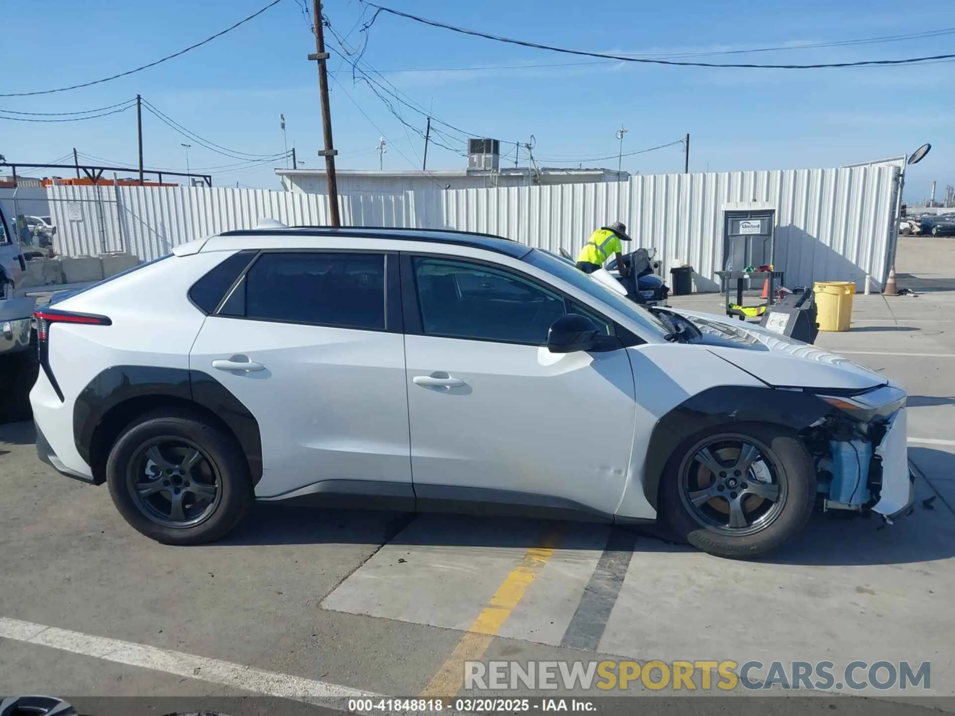 13 fotografías del automóvil dañado JTMAAAAA8RA052255 TOYOTA BZ4X 2024
