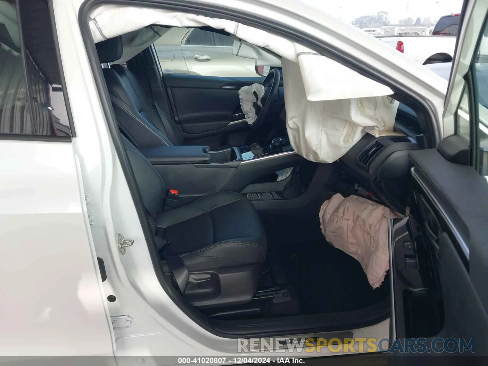 5 fotografías del automóvil dañado JTMABACA0RA065530 TOYOTA BZ4X 2024