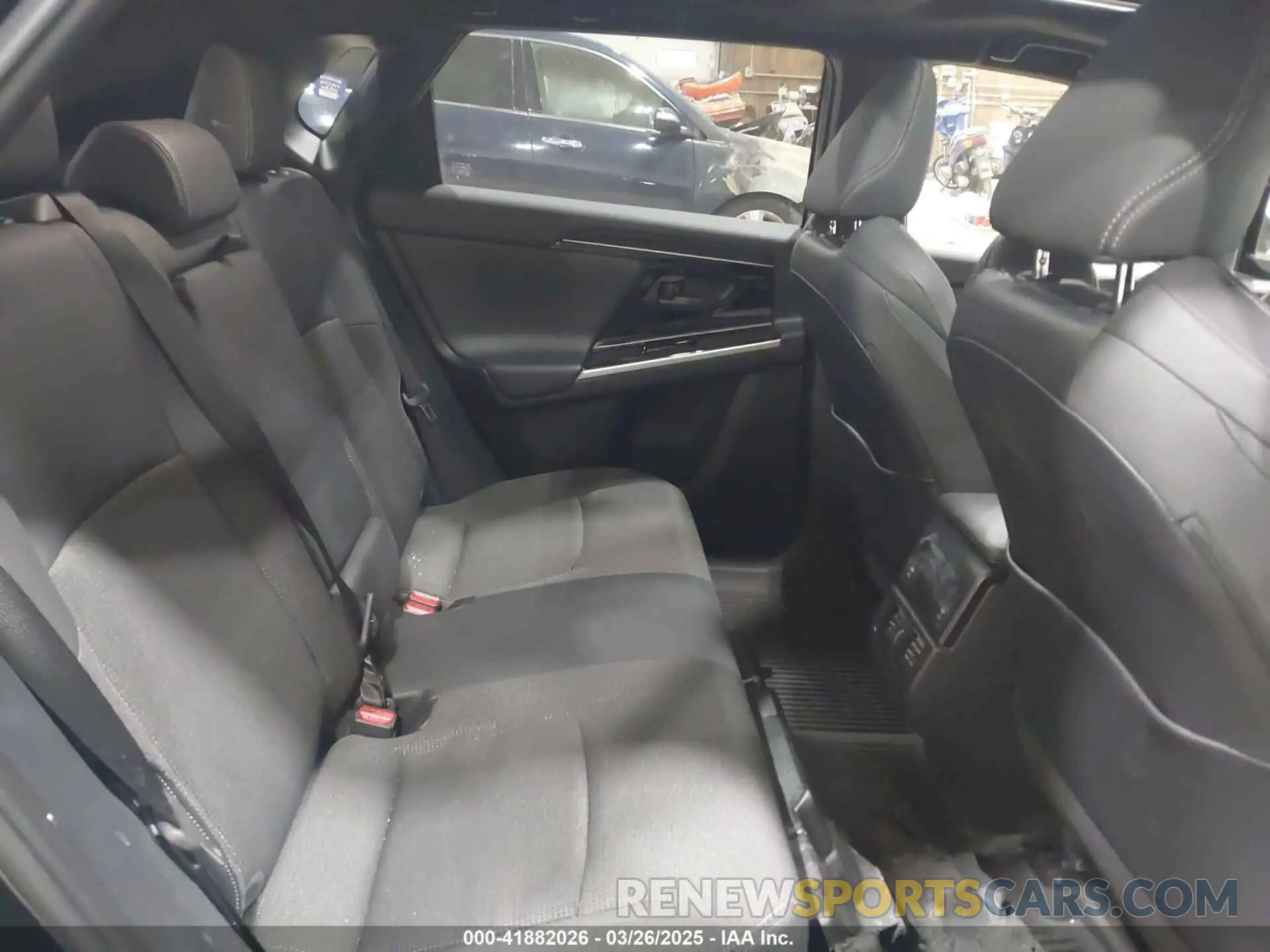 8 fotografías del automóvil dañado JTMABACA1RA058537 TOYOTA BZ4X 2024