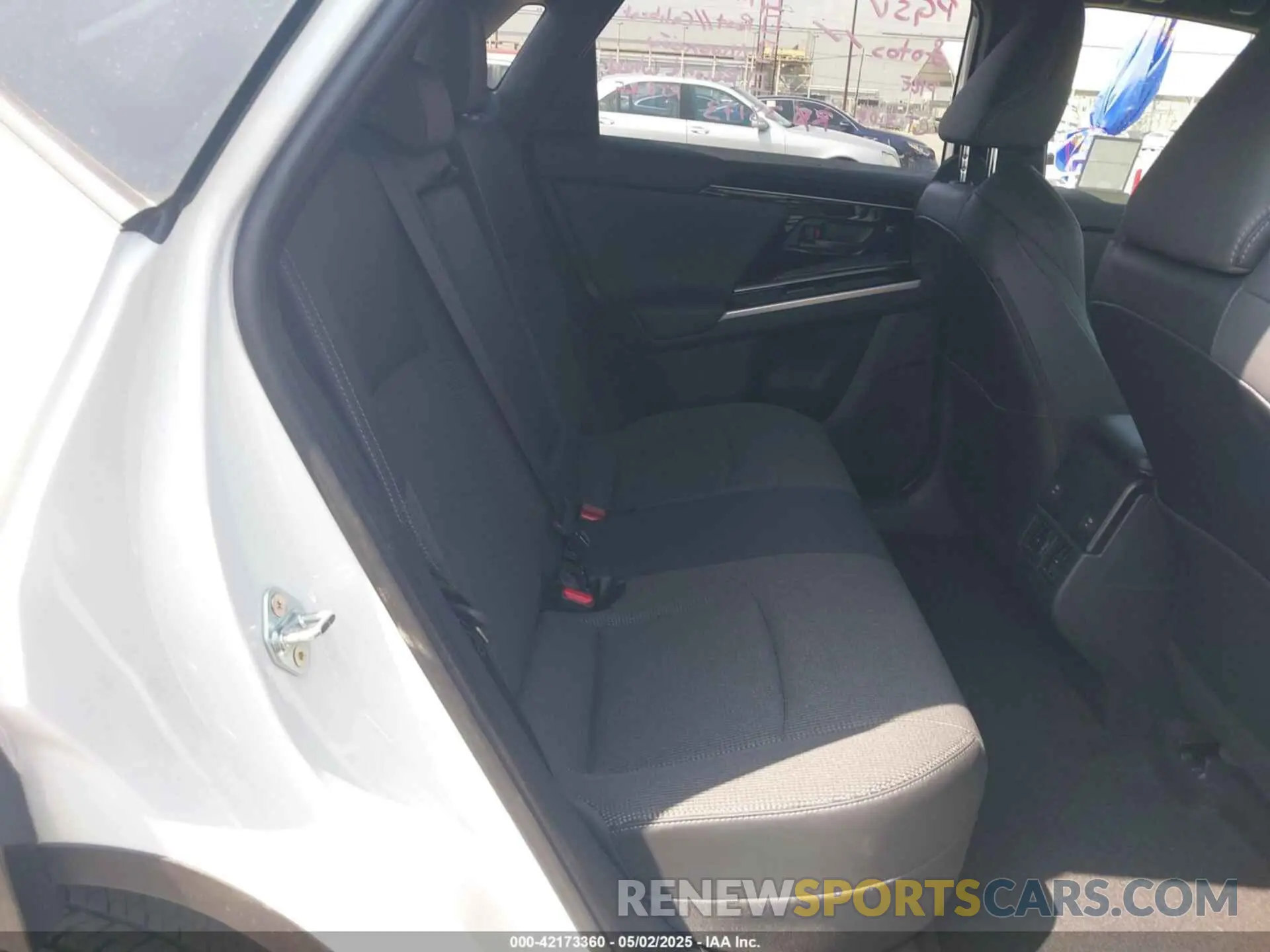 8 fotografías del automóvil dañado JTMABACA2RA085343 TOYOTA BZ4X 2024