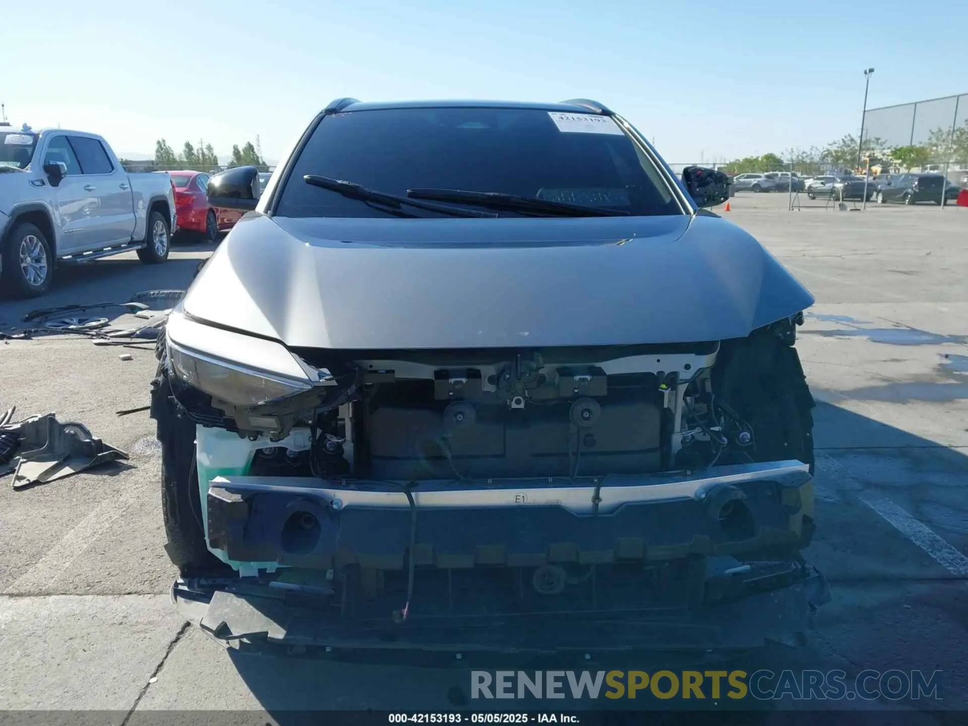 13 fotografías del automóvil dañado JTMABACA3RA076716 TOYOTA BZ4X 2024