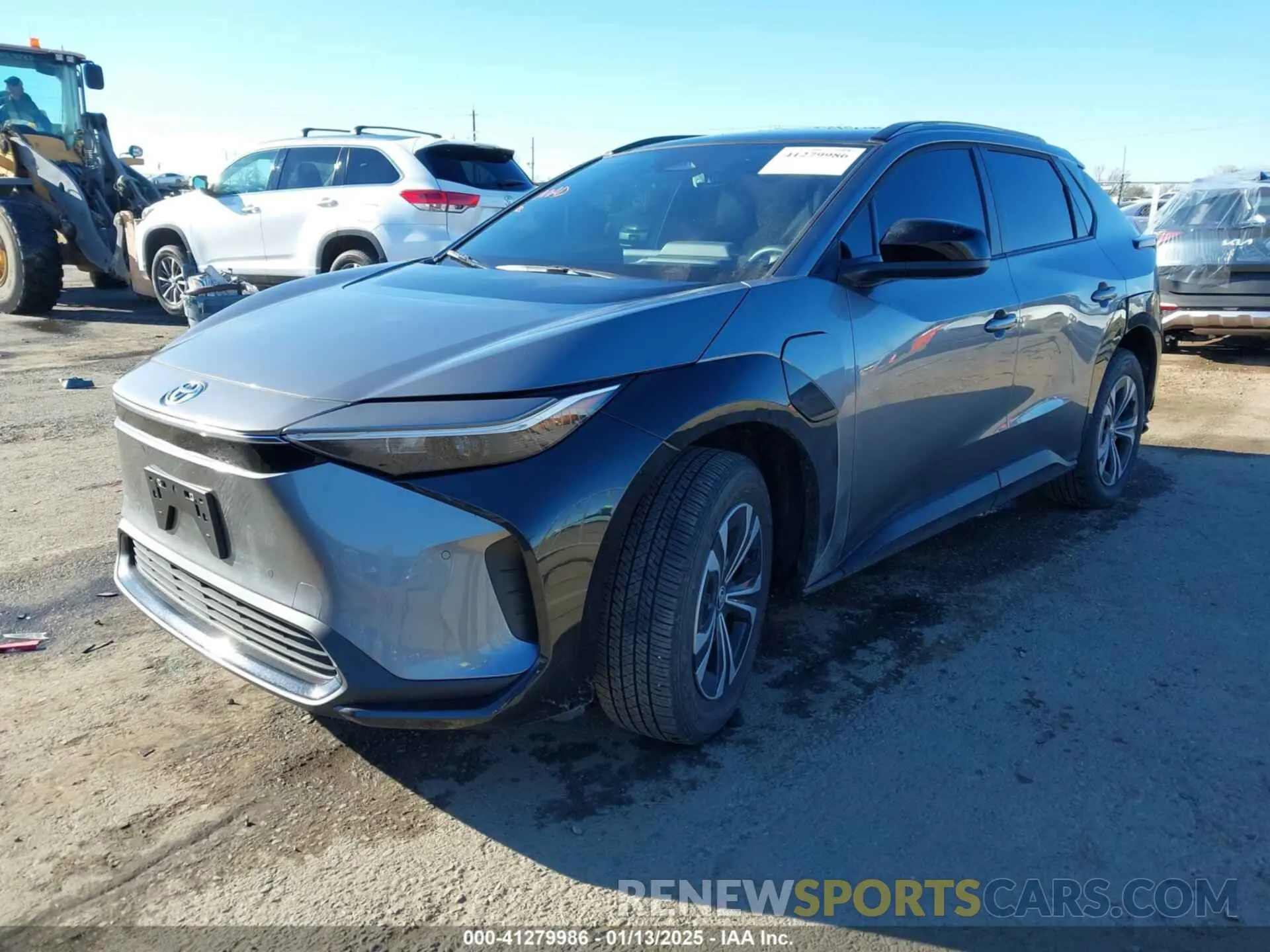 2 fotografías del automóvil dañado JTMABACA5RA074188 TOYOTA BZ4X 2024