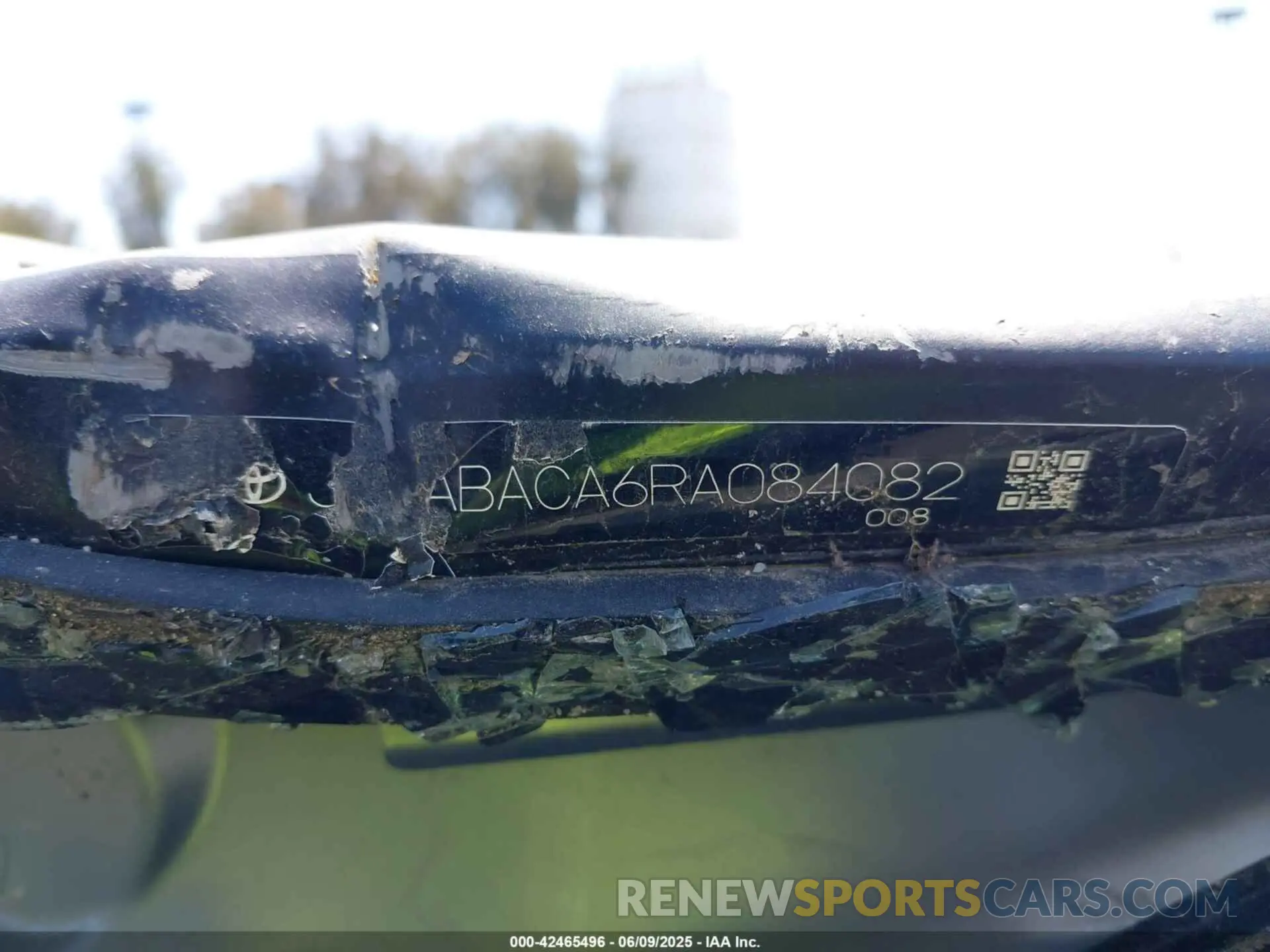 18 fotografías del automóvil dañado JTMABACA6RA084082 TOYOTA BZ4X 2024