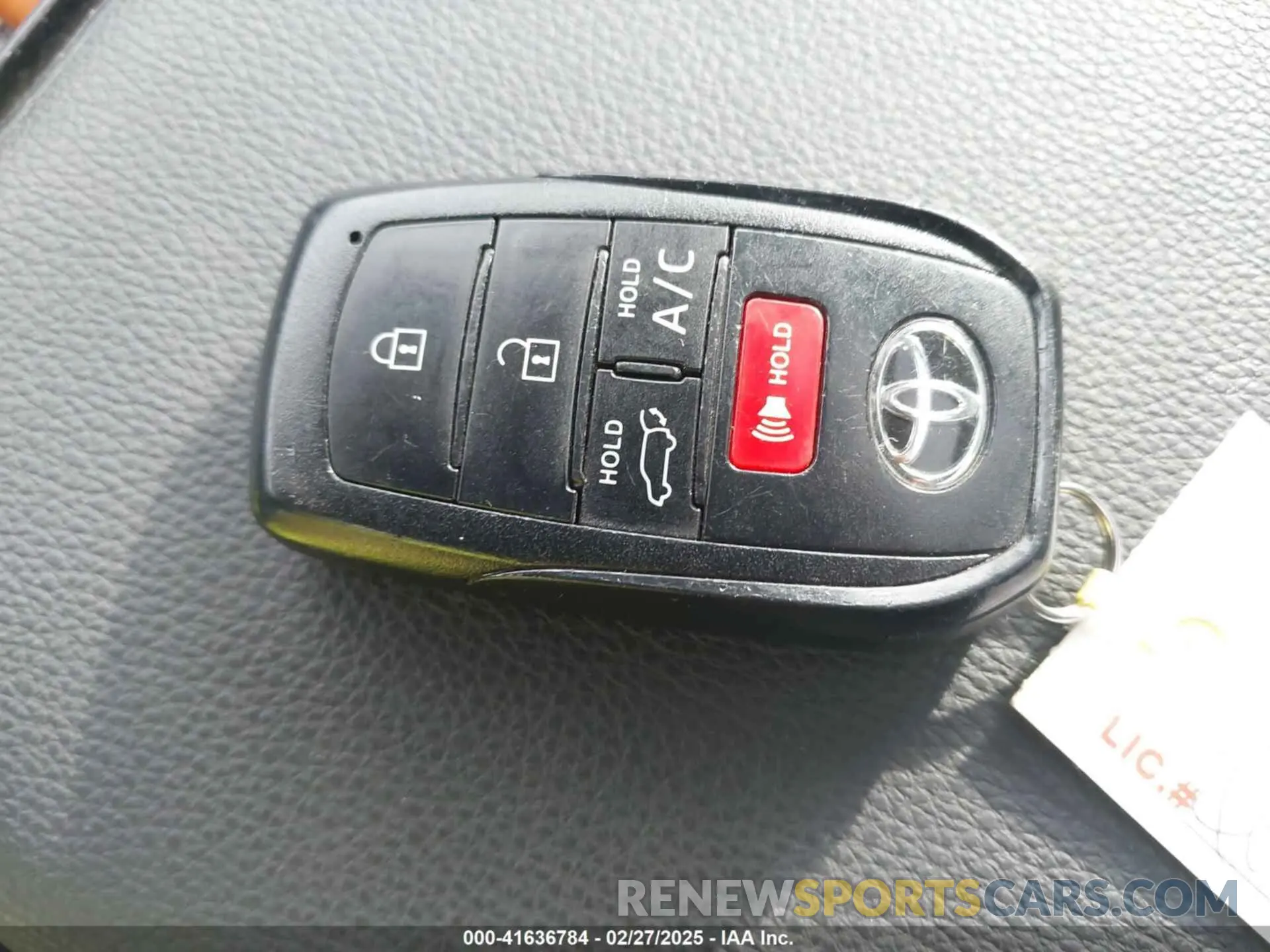 11 fotografías del automóvil dañado JTMABACA8RA052508 TOYOTA BZ4X 2024