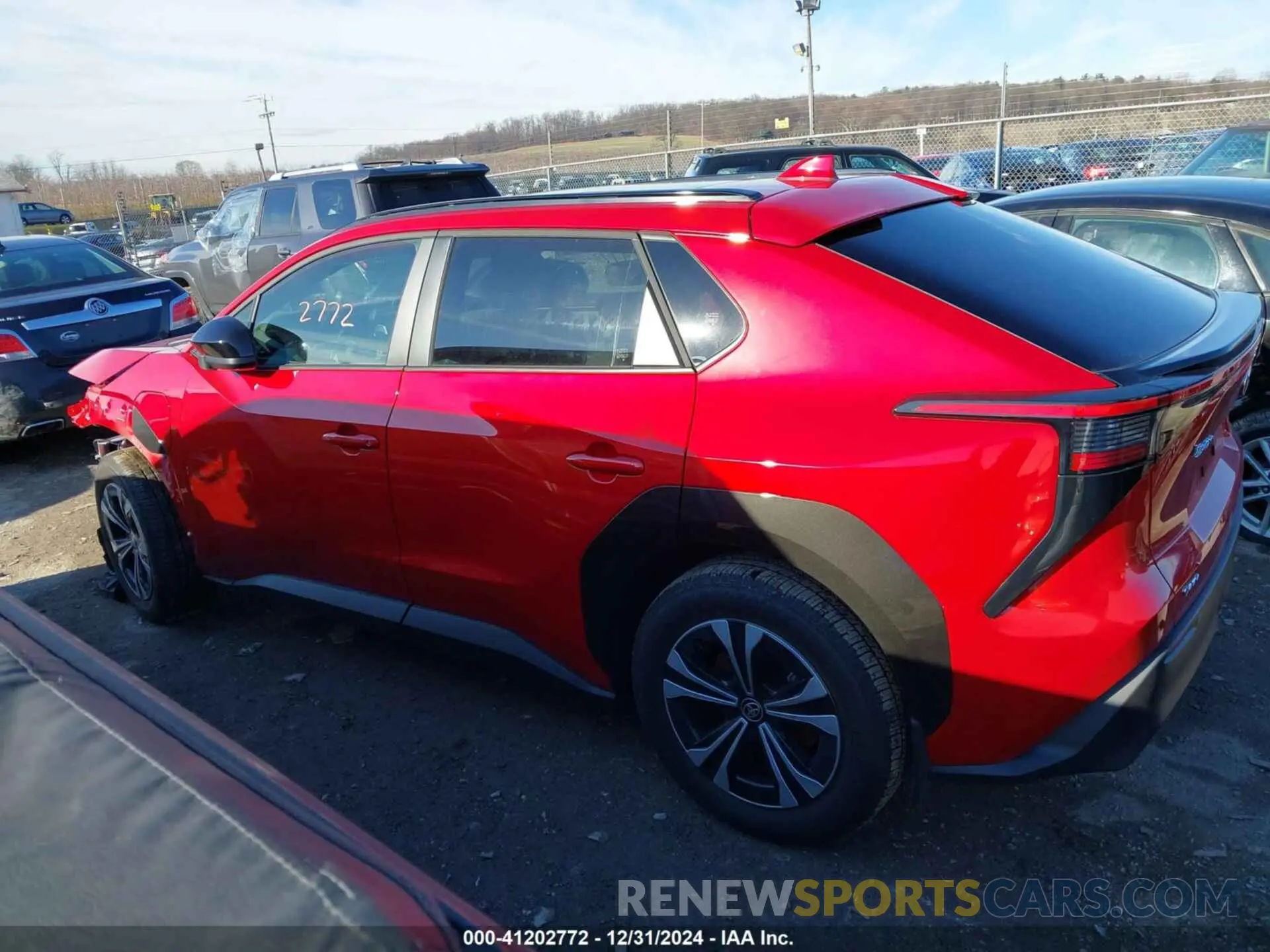 14 fotografías del automóvil dañado JTMABACA9RA070628 TOYOTA BZ4X 2024