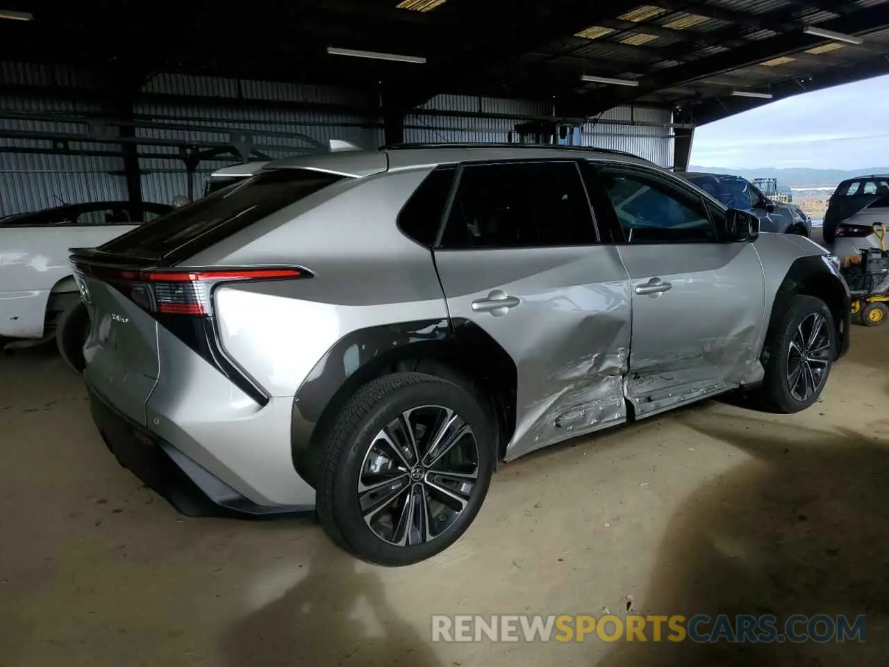 3 fotografías del automóvil dañado JTMAAAAA3PA004840 TOYOTA BZ4X XLE 2023