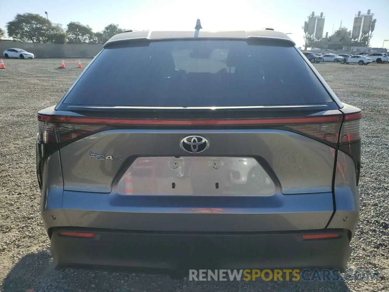 6 fotografías del automóvil dañado JTMAAAAA6PA015623 TOYOTA BZ4X XLE 2023