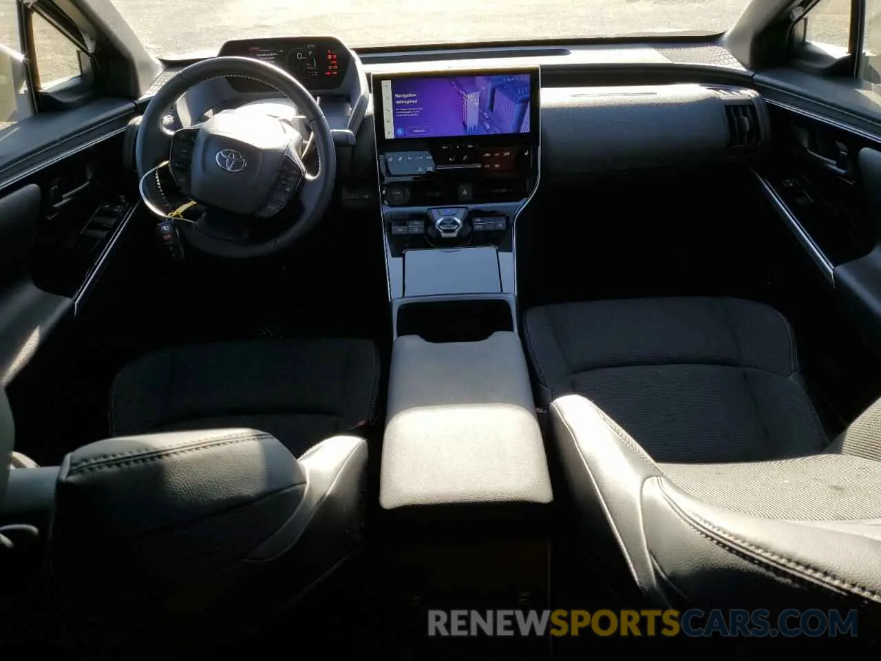 8 fotografías del automóvil dañado JTMAAAAA6PA015623 TOYOTA BZ4X XLE 2023