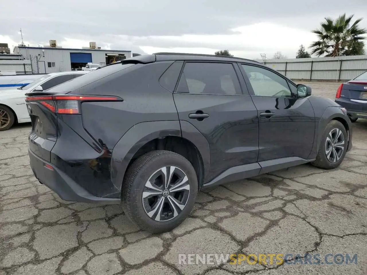3 fotografías del automóvil dañado JTMAAAAA7PA026565 TOYOTA BZ4X XLE 2023