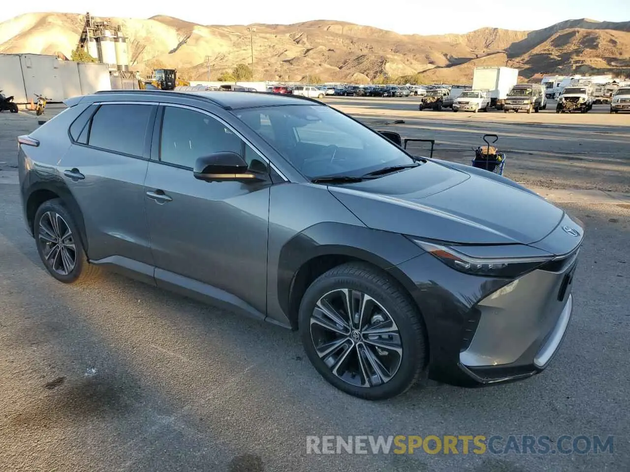 4 fotografías del automóvil dañado JTMAAAAAXPA019772 TOYOTA BZ4X XLE 2023