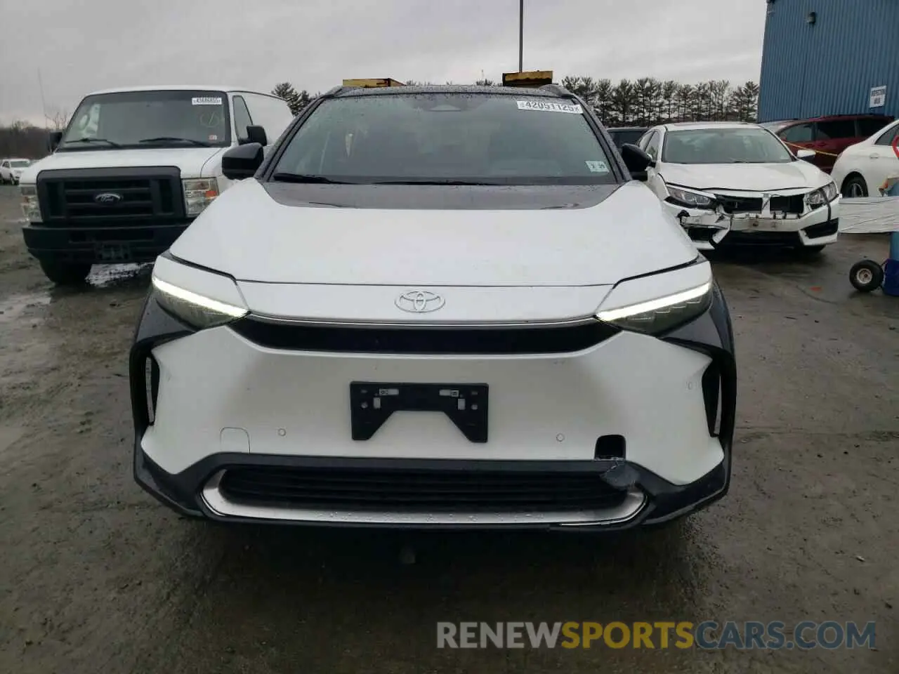 5 fotografías del automóvil dañado JTMABACA0PA045890 TOYOTA BZ4X XLE 2023