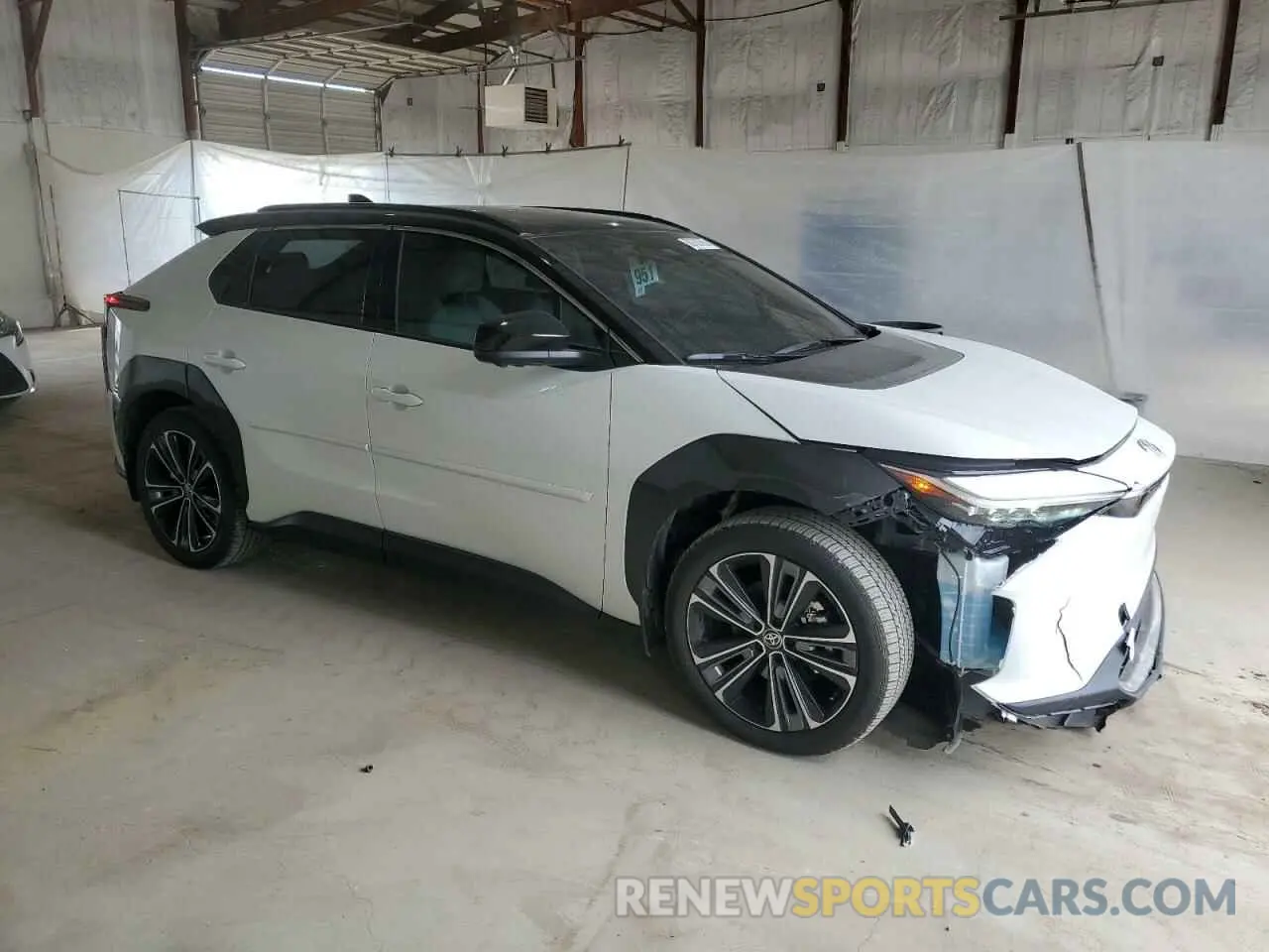 4 fotografías del automóvil dañado JTMABACA4PA021222 TOYOTA BZ4X XLE 2023