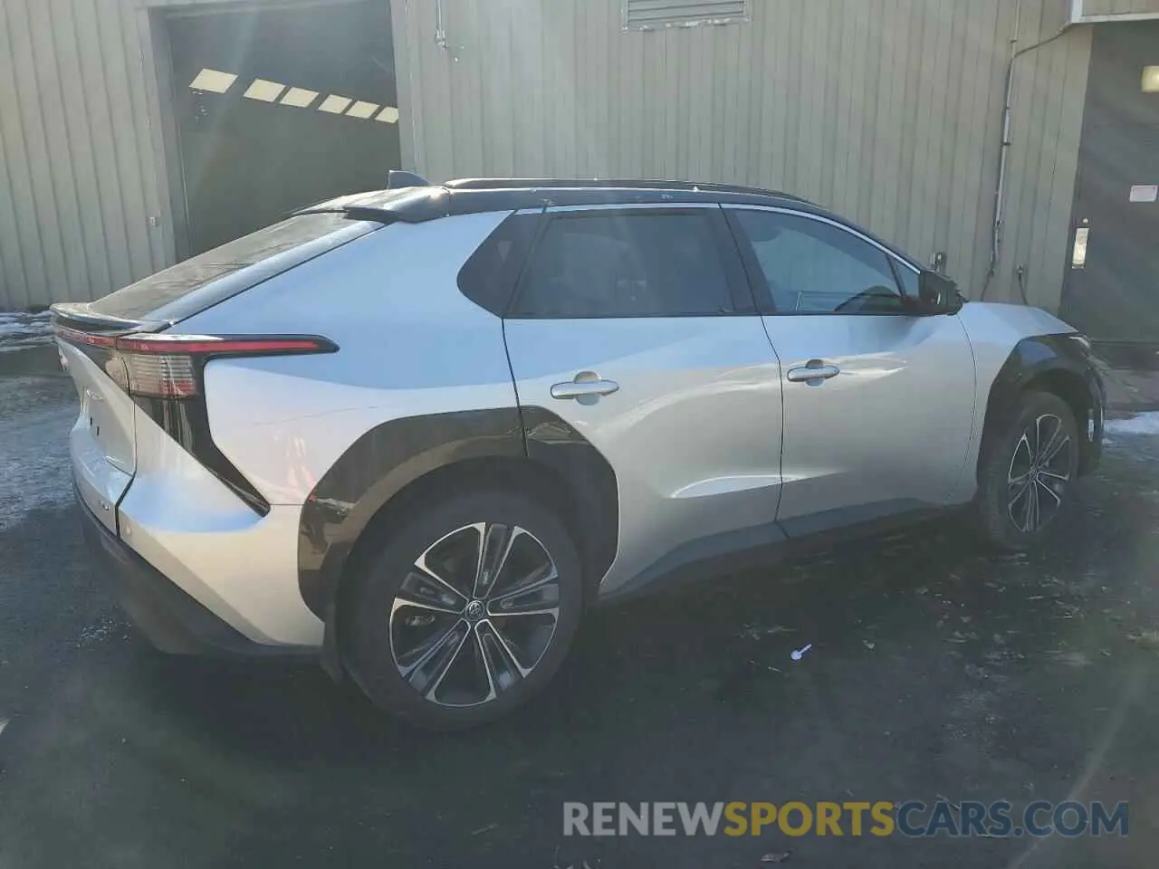 3 fotografías del automóvil dañado JTMABACA8PA010045 TOYOTA BZ4X XLE 2023