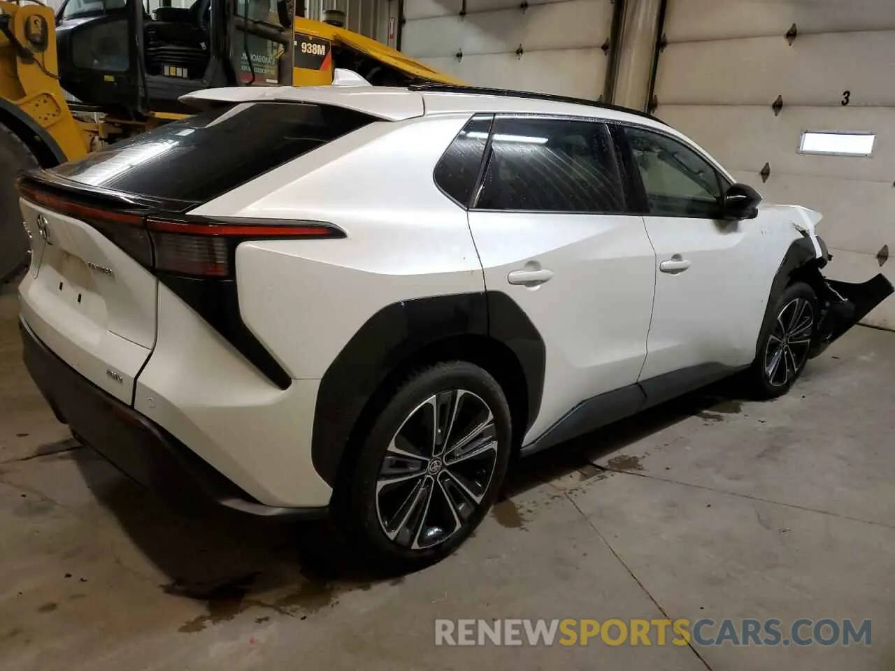 3 fotografías del automóvil dañado JTMABACA8PA018310 TOYOTA BZ4X XLE 2023