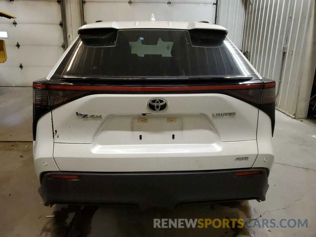 6 fotografías del automóvil dañado JTMABACA8PA018310 TOYOTA BZ4X XLE 2023