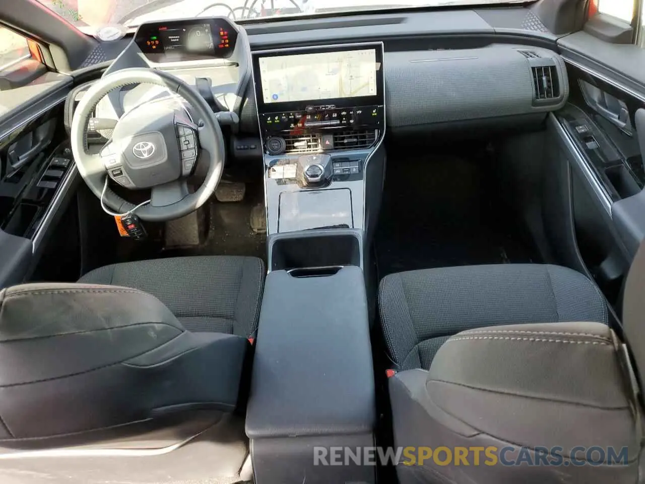 8 fotografías del automóvil dañado JTMABACAXPA045010 TOYOTA BZ4X XLE 2023
