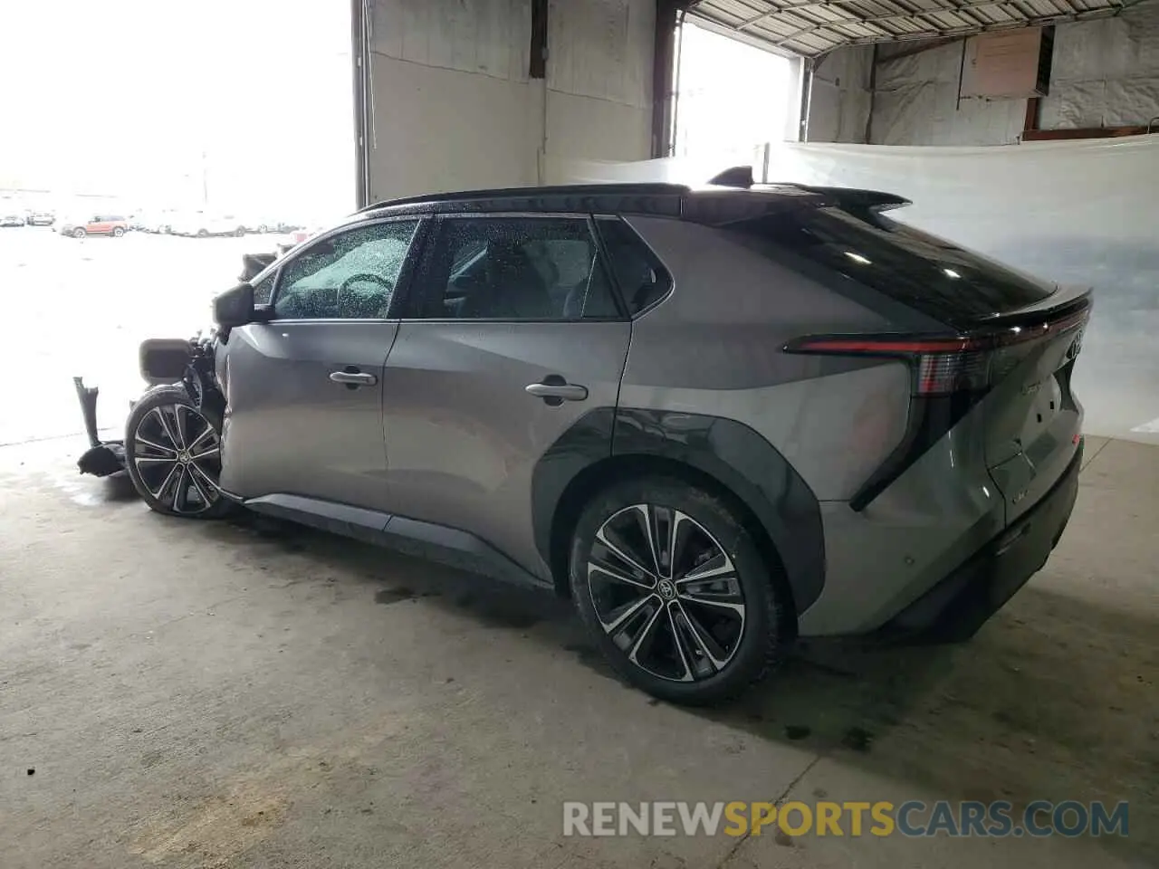 2 fotografías del automóvil dañado JTMAAAAA1RA046054 TOYOTA BZ4X XLE 2024