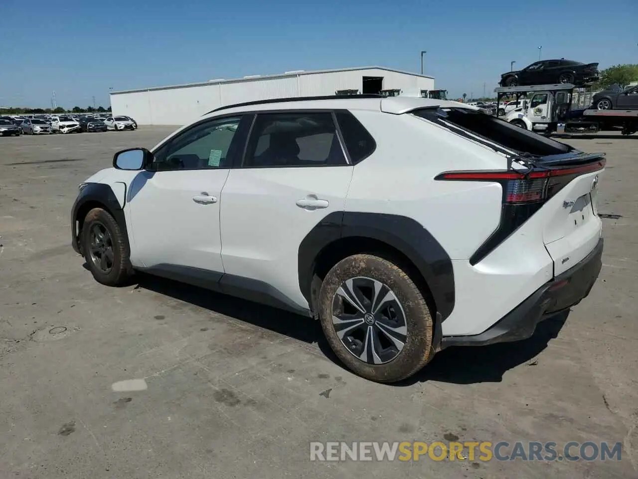 2 fotografías del automóvil dañado JTMAAAAA9RA038252 TOYOTA BZ4X XLE 2024
