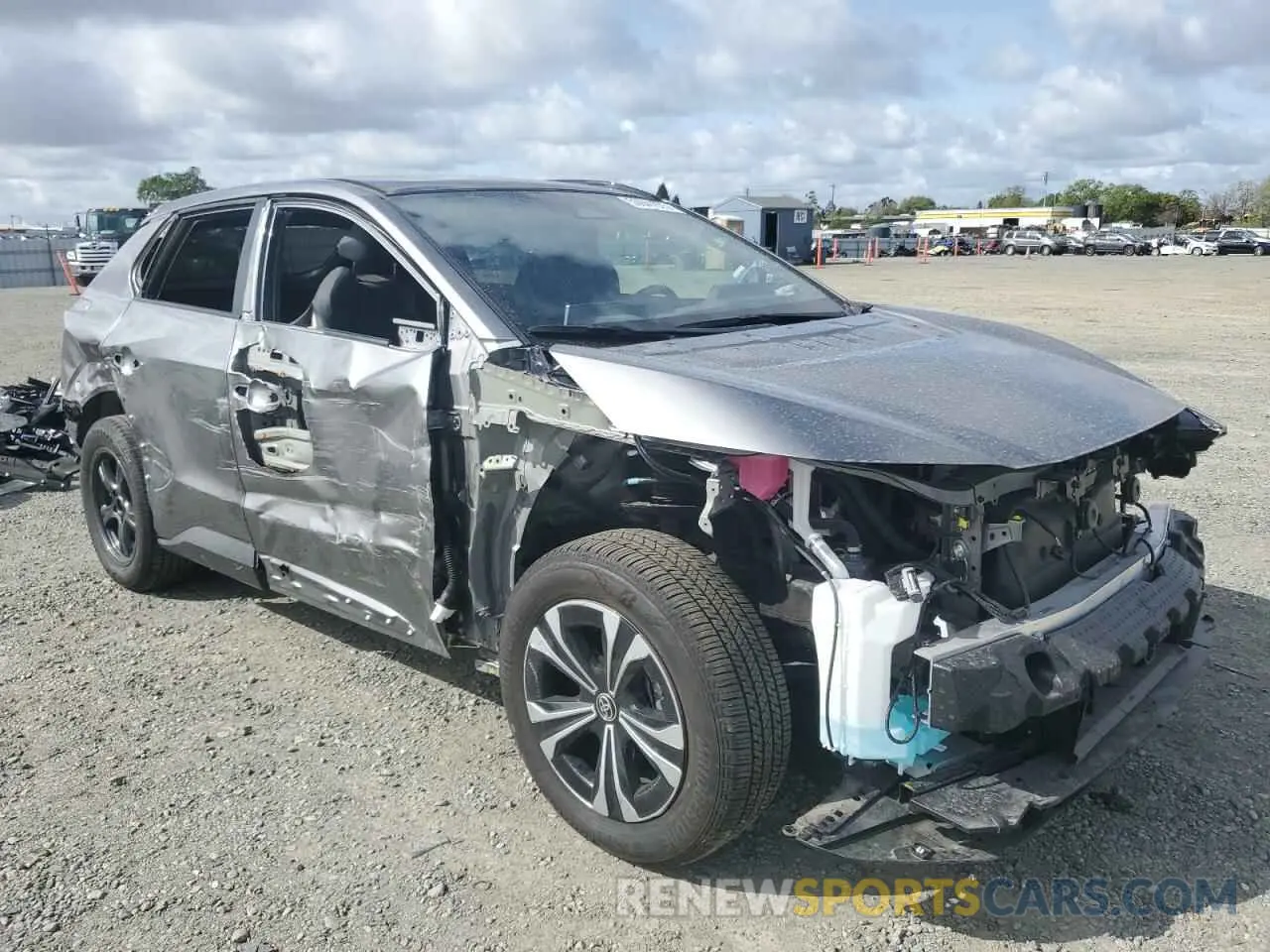 4 fotografías del automóvil dañado JTMABACA2RA077887 TOYOTA BZ4X XLE 2024
