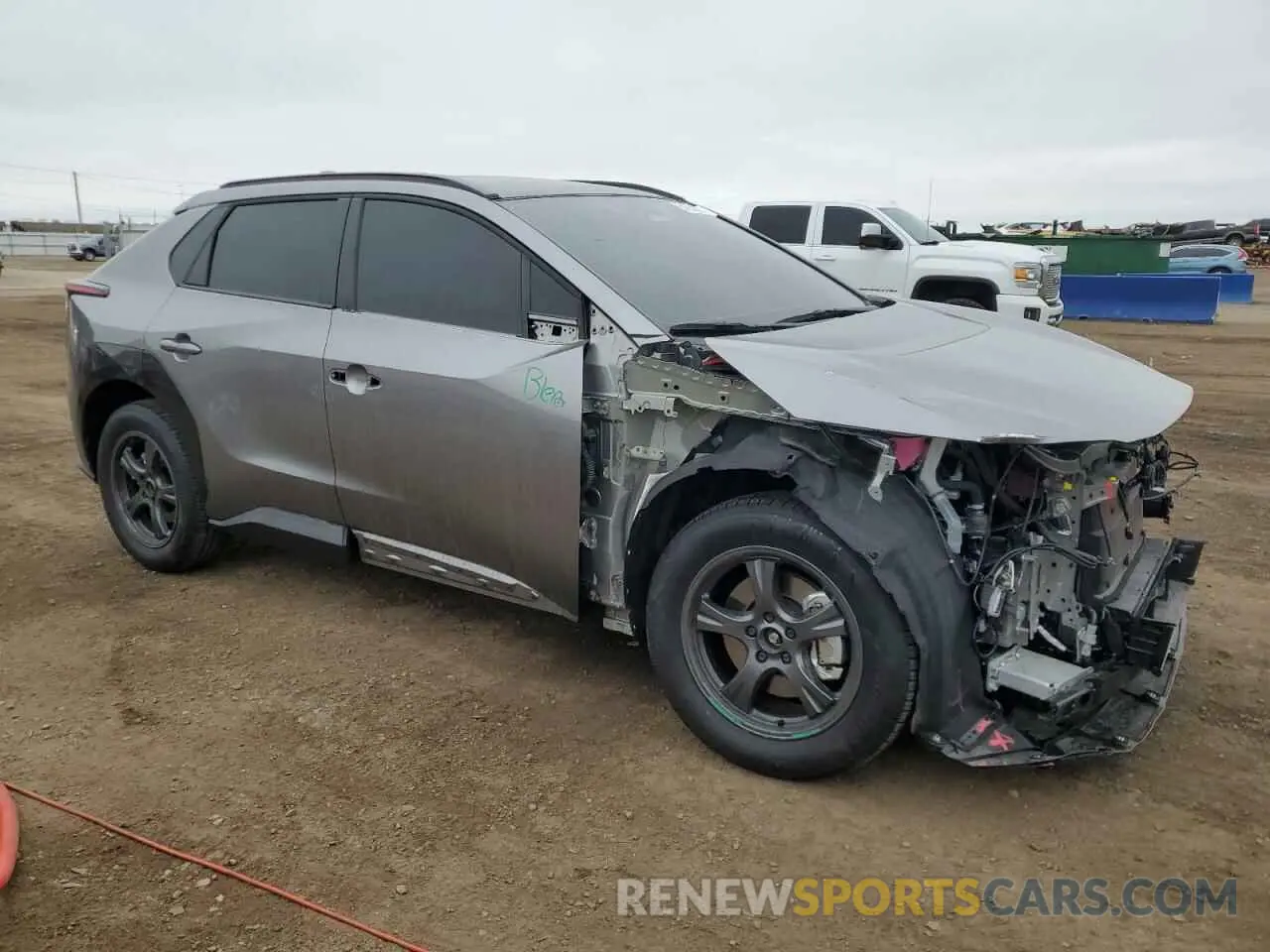 4 fotografías del automóvil dañado JTMABACA8RA070121 TOYOTA BZ4X XLE 2024