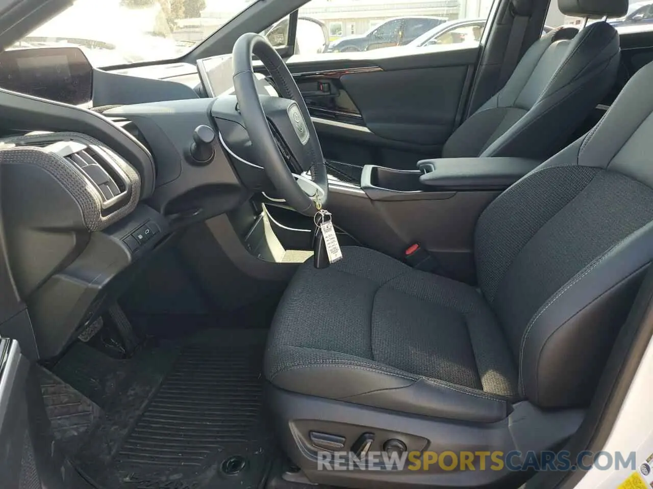 7 fotografías del automóvil dañado JTMABACA8RA073861 TOYOTA BZ4X XLE 2024